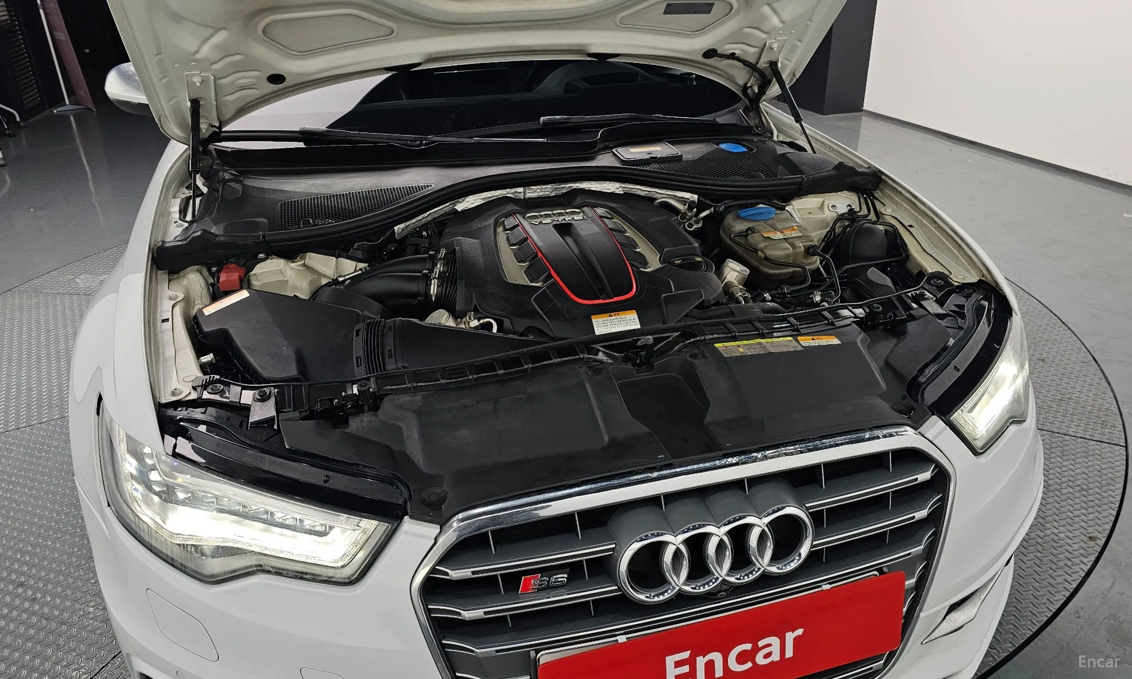 Audi S6 превью 6