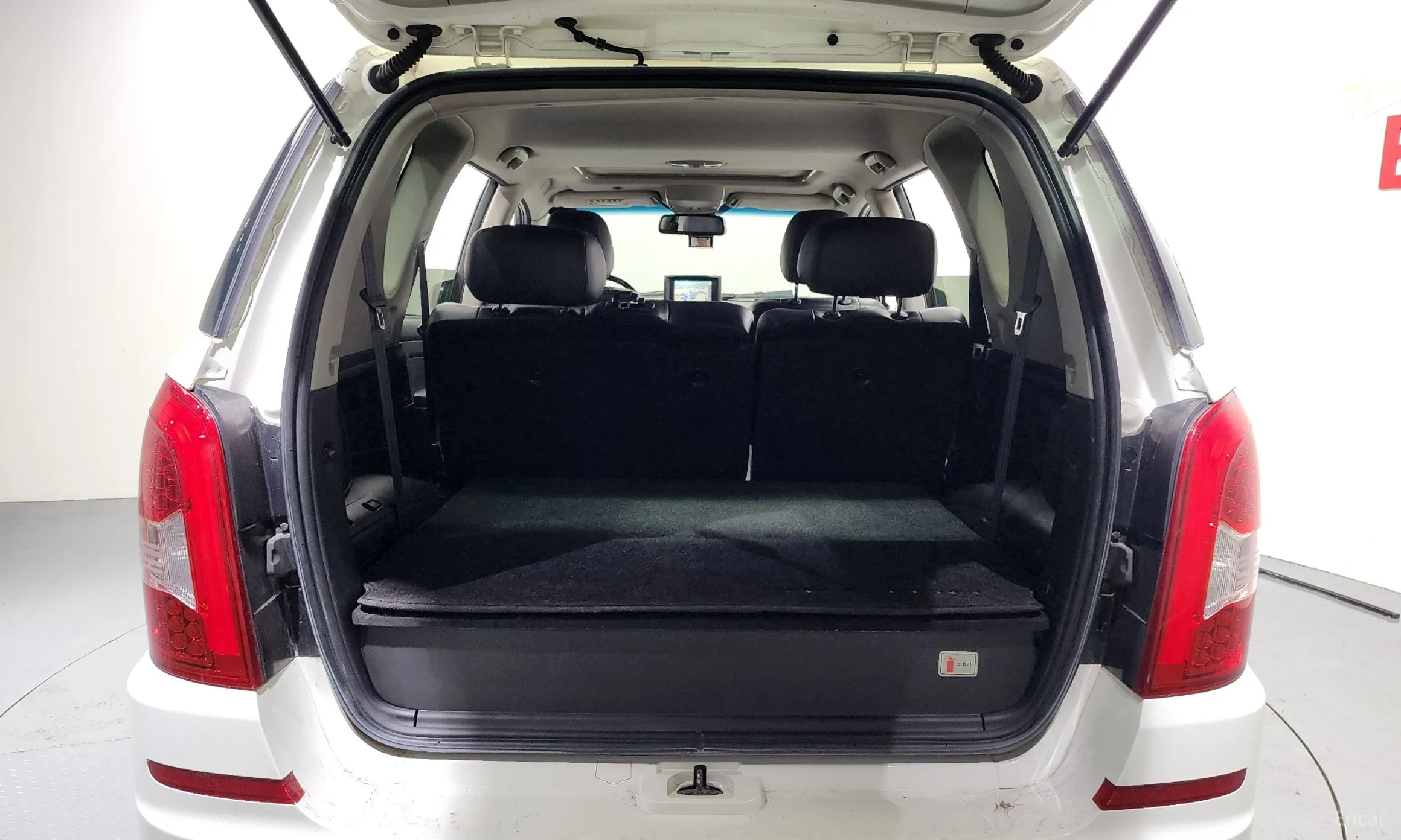KG Mobility (SsangYong) Rexton W превью 20