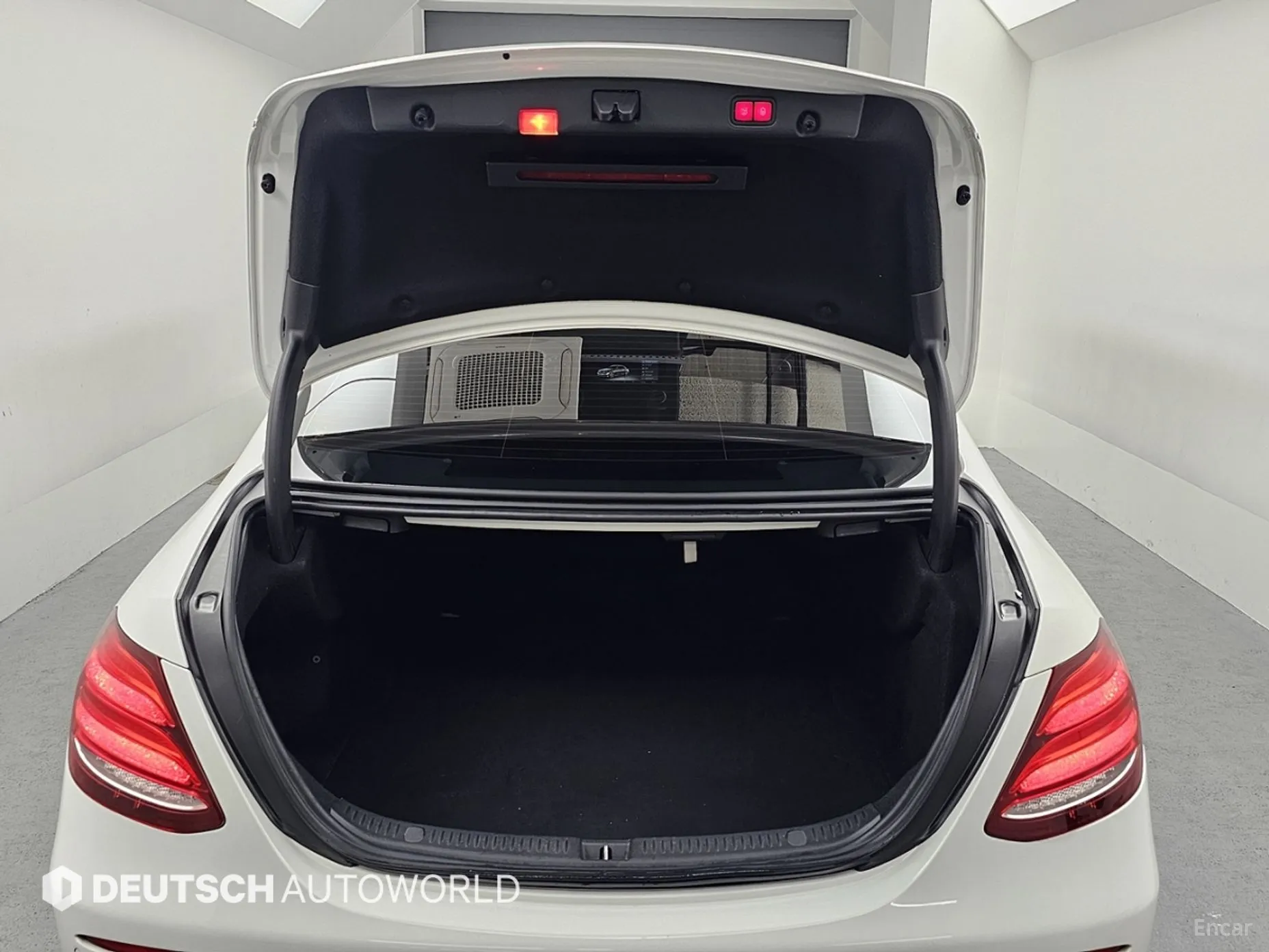 Mercedes Benz E-Class W213 превью 19