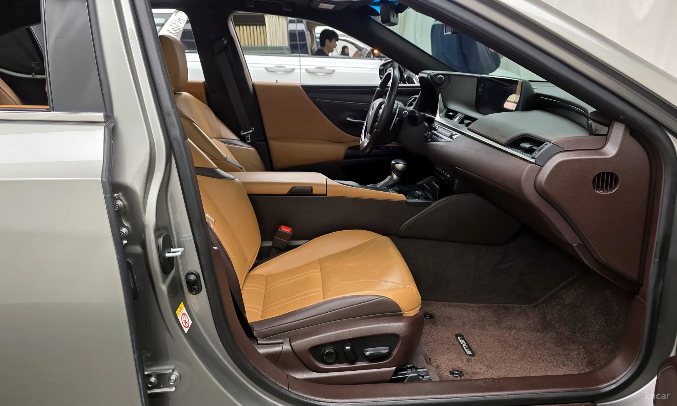 Lexus ES300h 7th Generation превью 11
