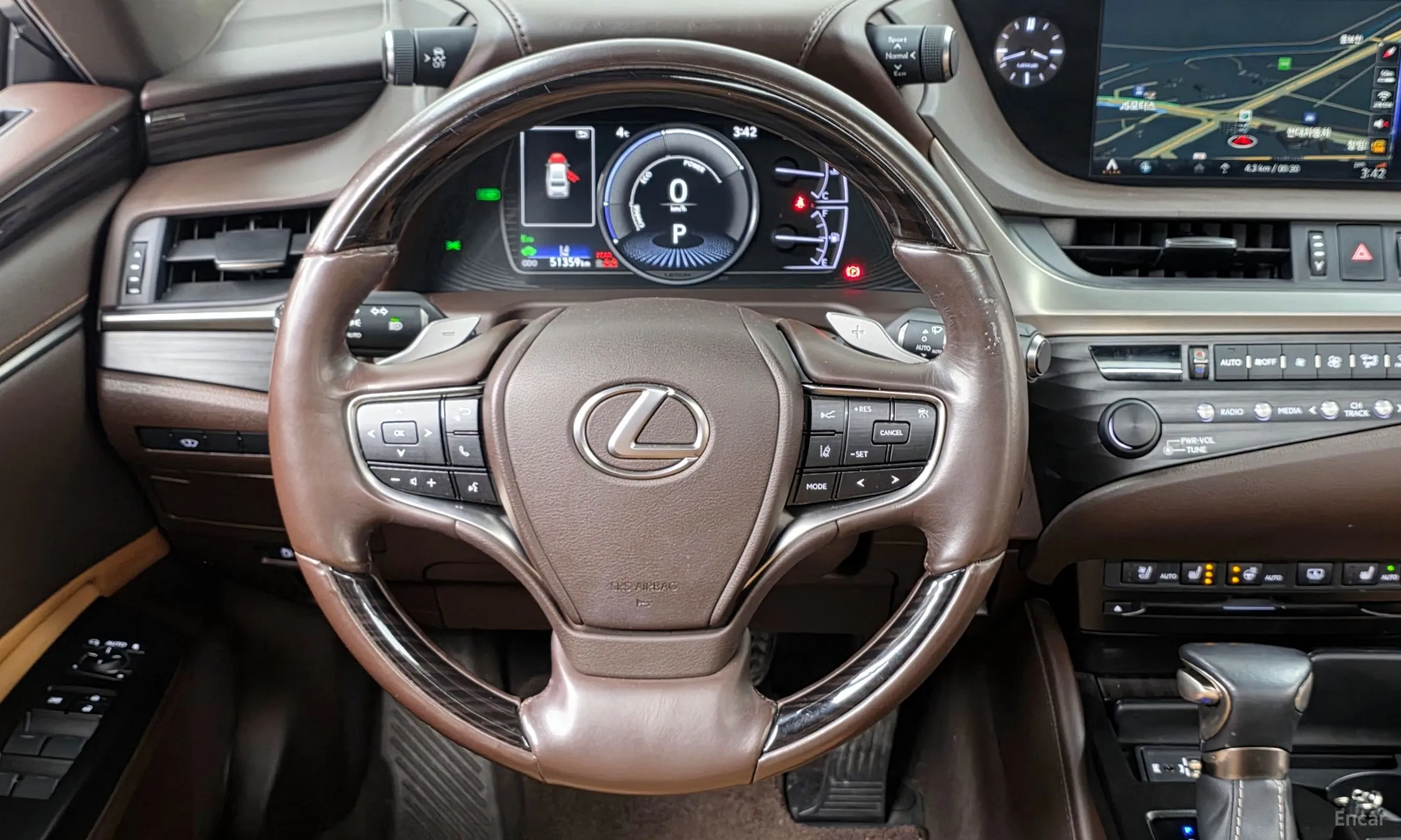 Lexus ES300h 7th Generation превью 13