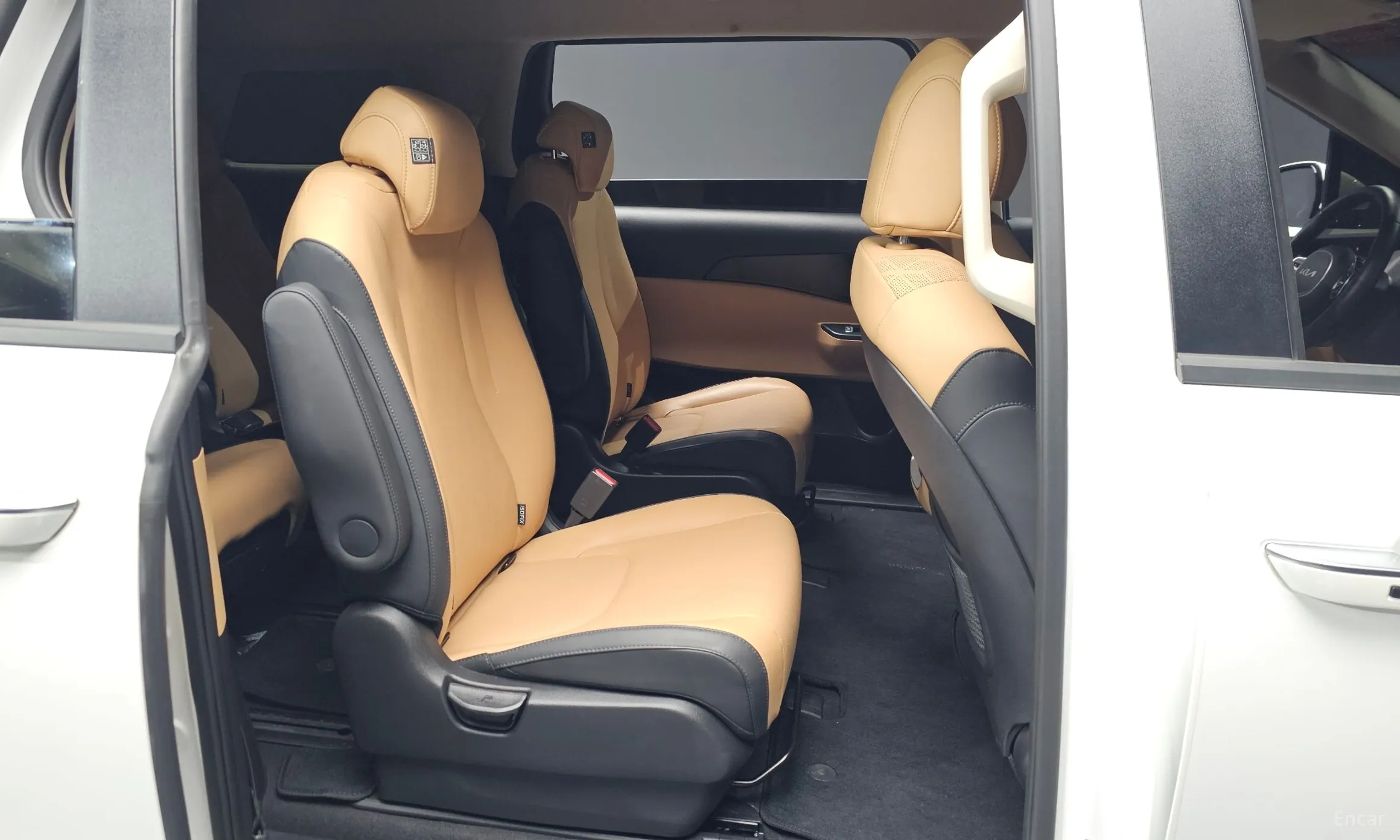 Kia Carnival Gen 4 превью 12