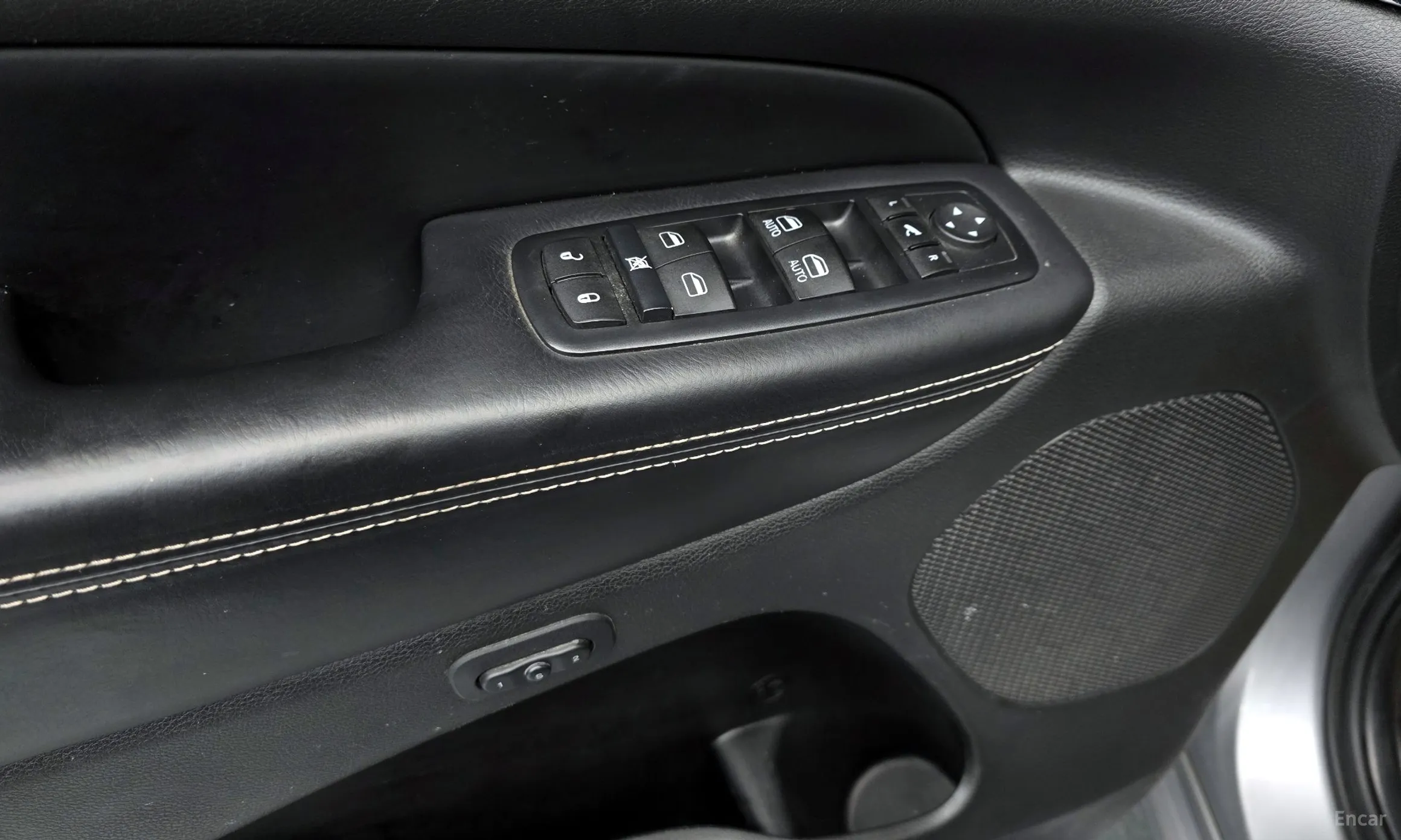 Jeep Grand Cherokee превью 11