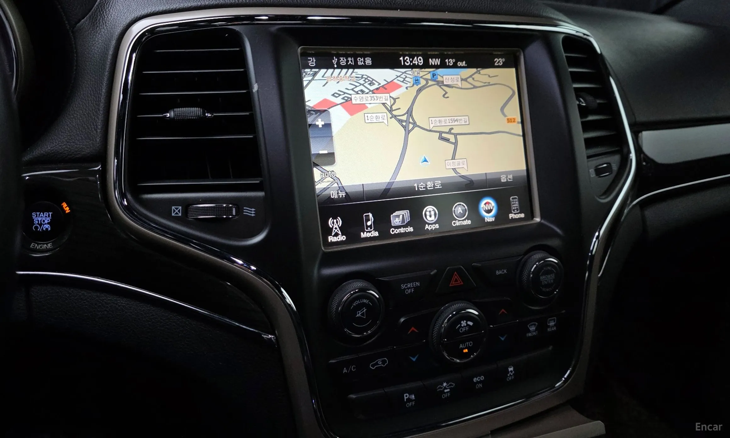 Jeep Grand Cherokee превью 12