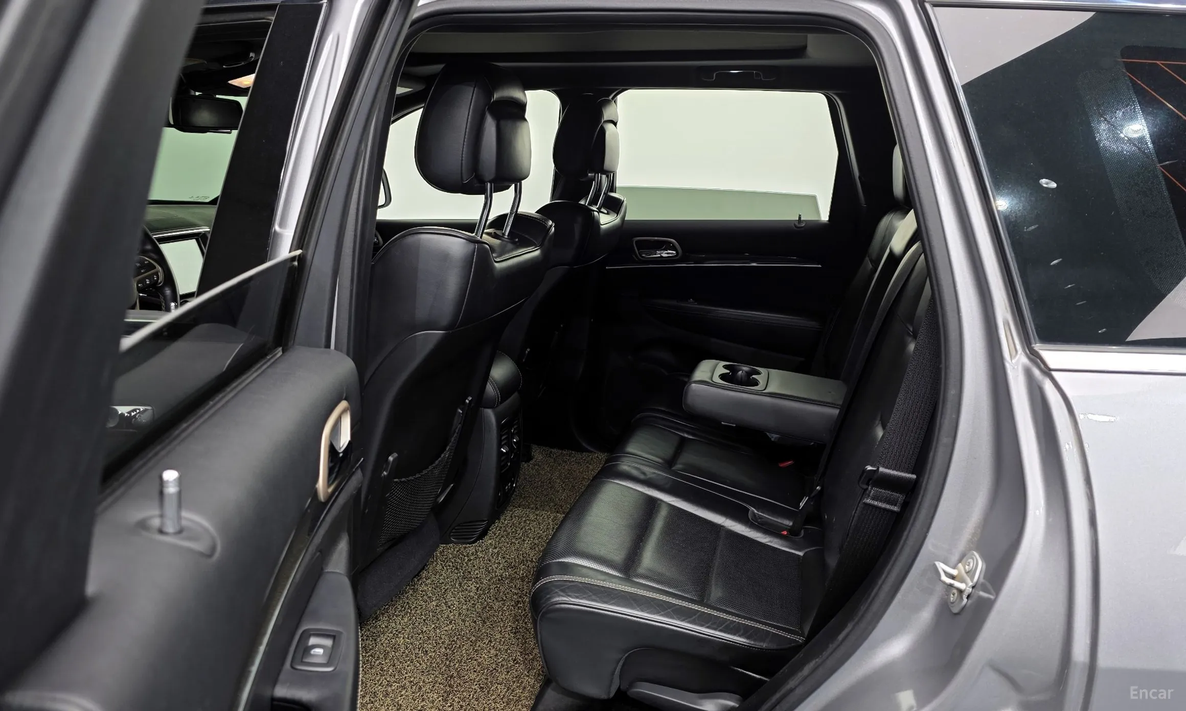 Jeep Grand Cherokee превью 20