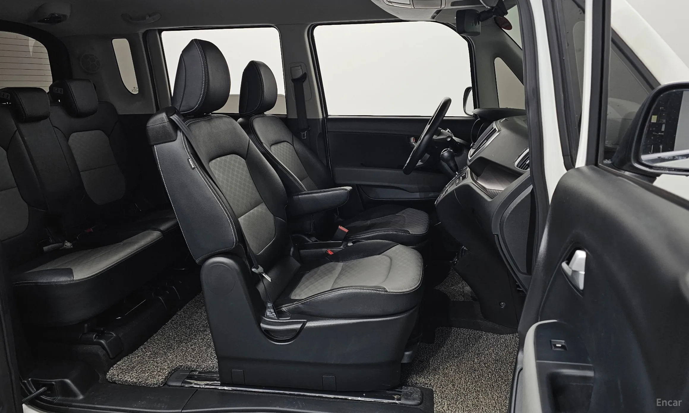 Kia Ray превью 10