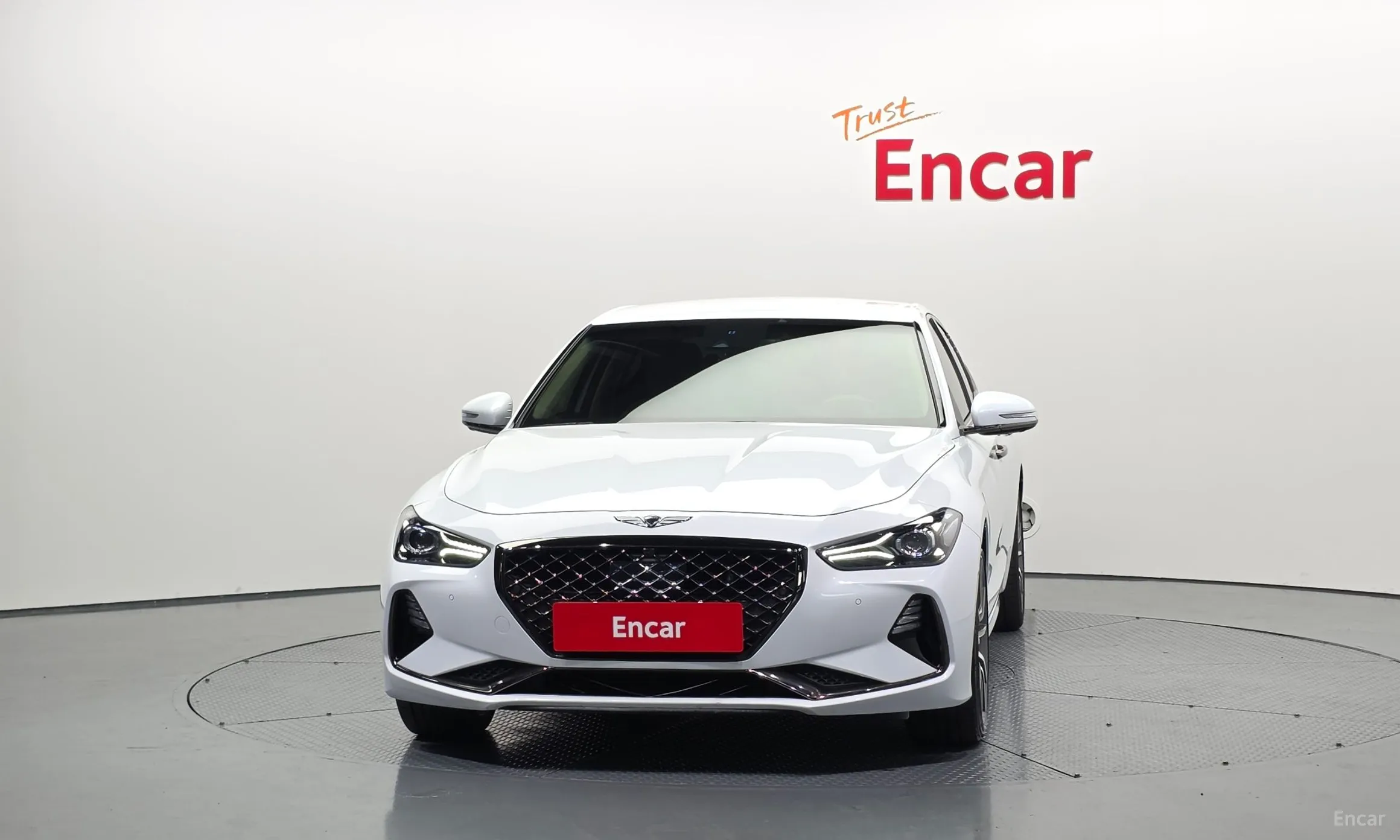 Genesis G70 превью 3