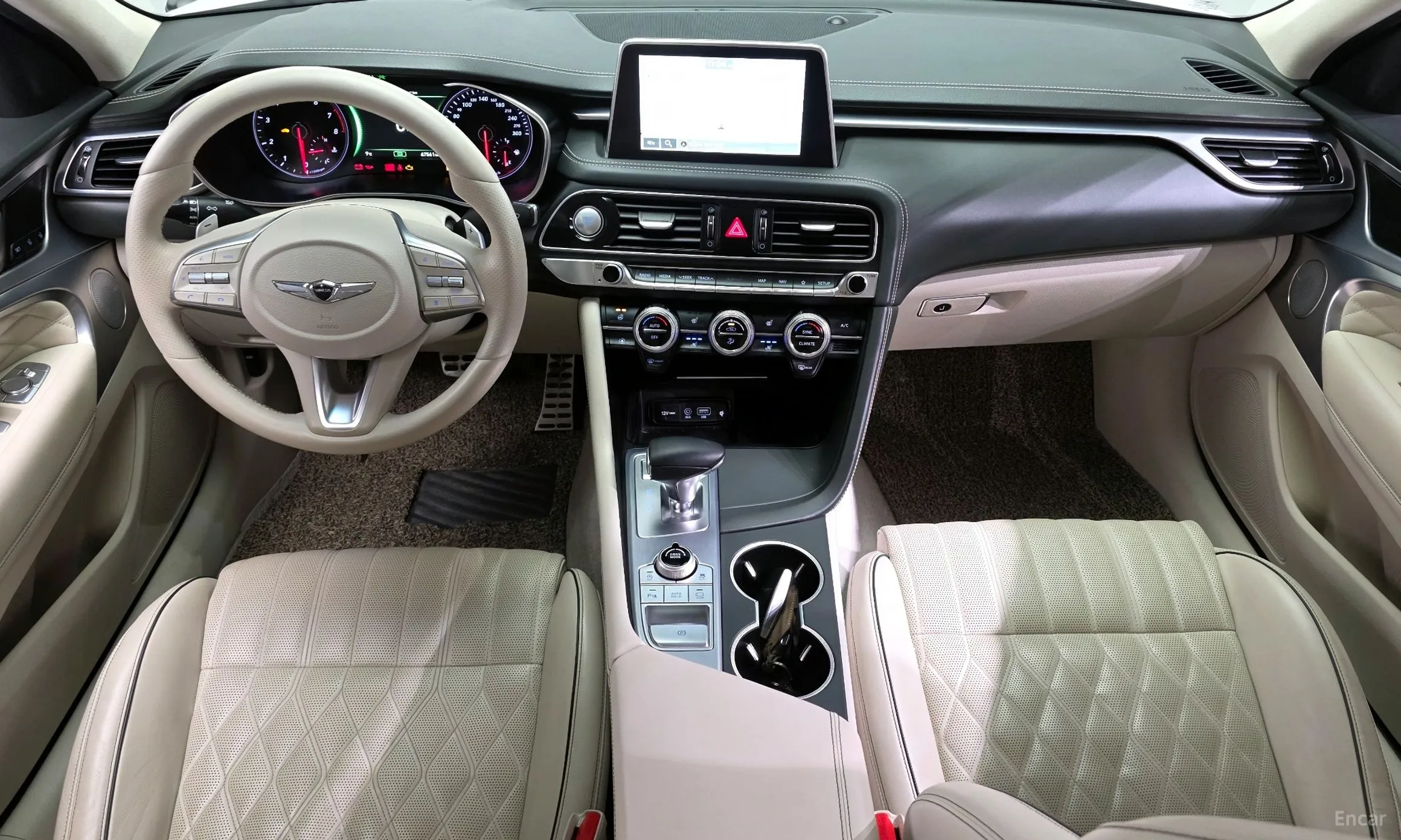 Genesis G70 превью 7