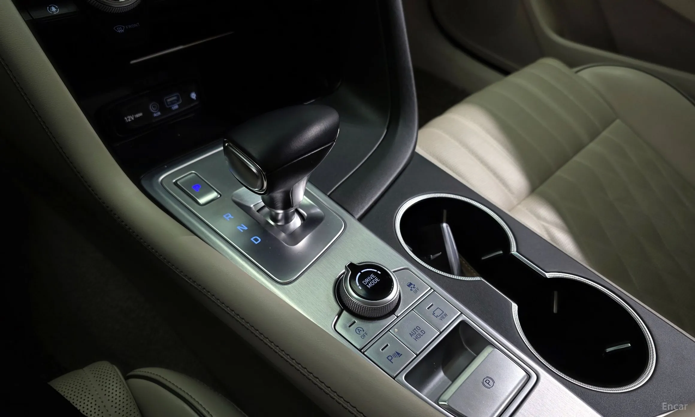 Genesis G70 превью 9