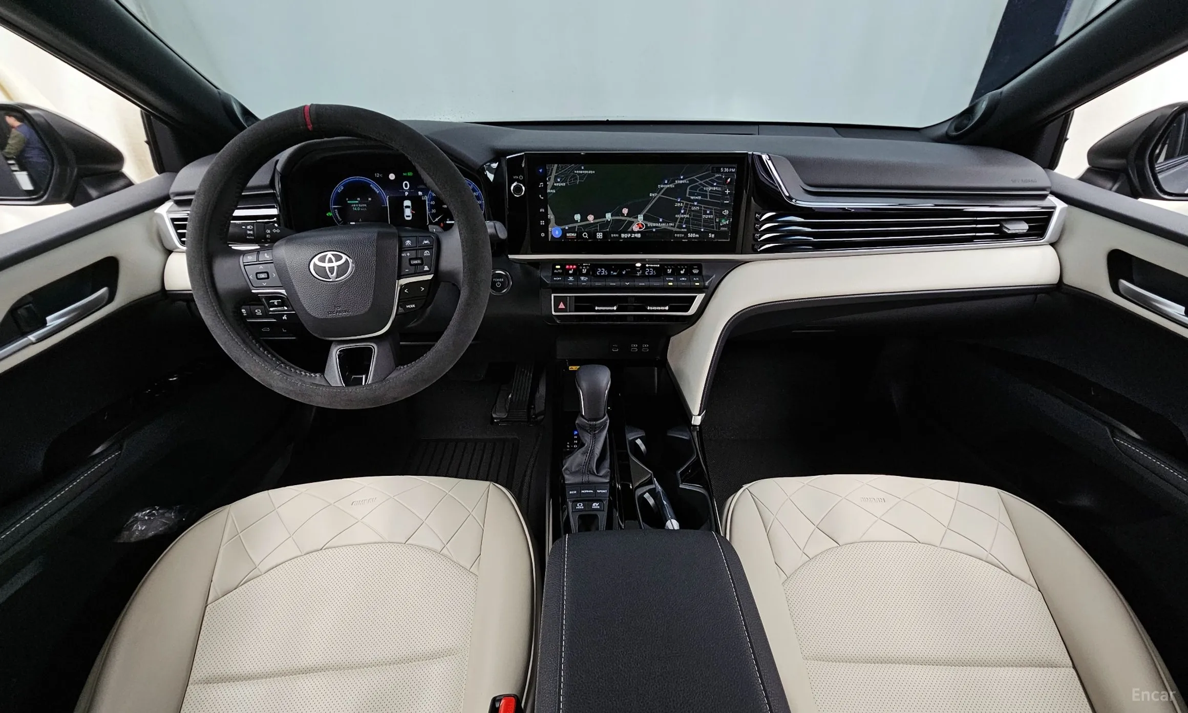 Toyota Camry (XV80) превью 7