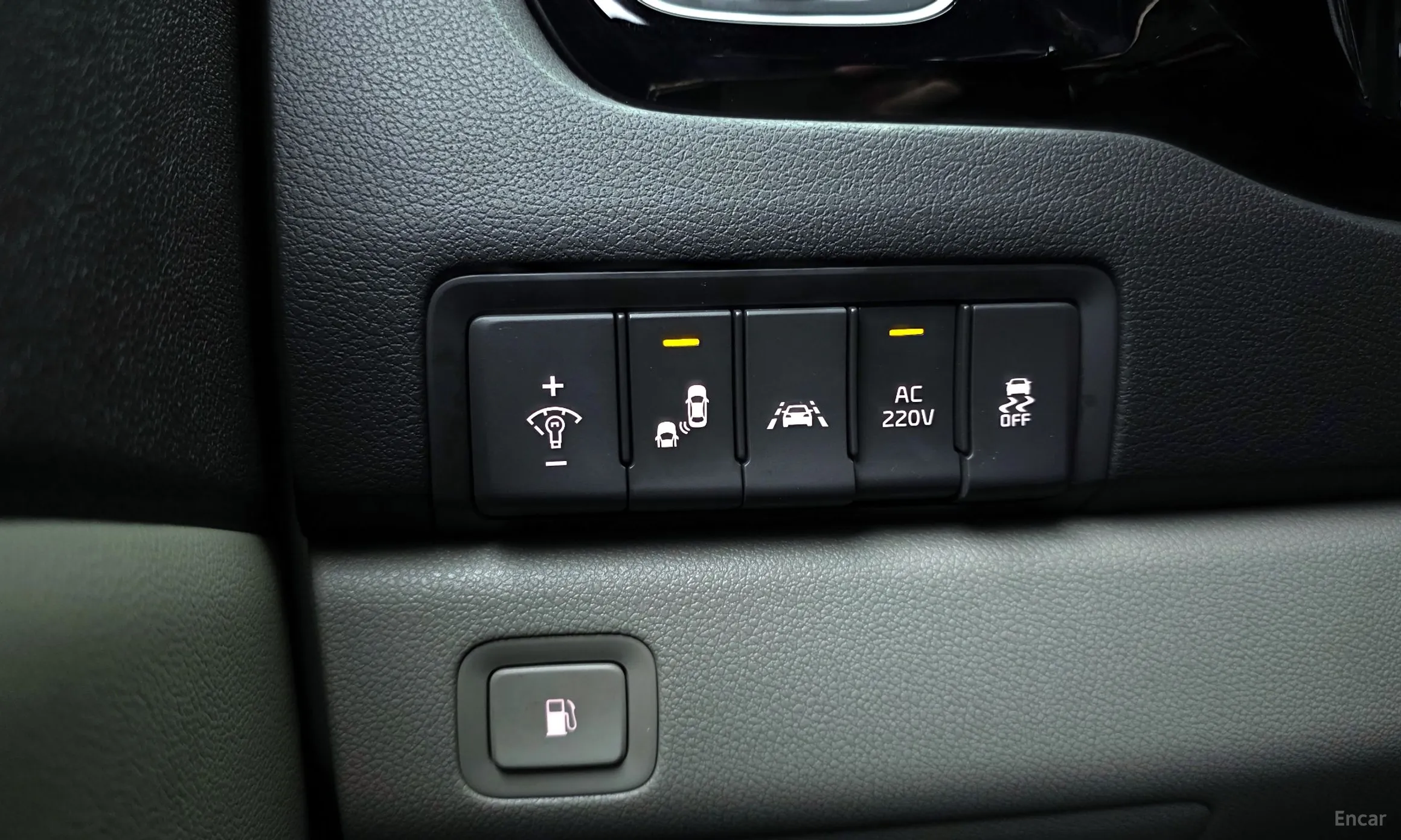 Kia Carnival превью 17