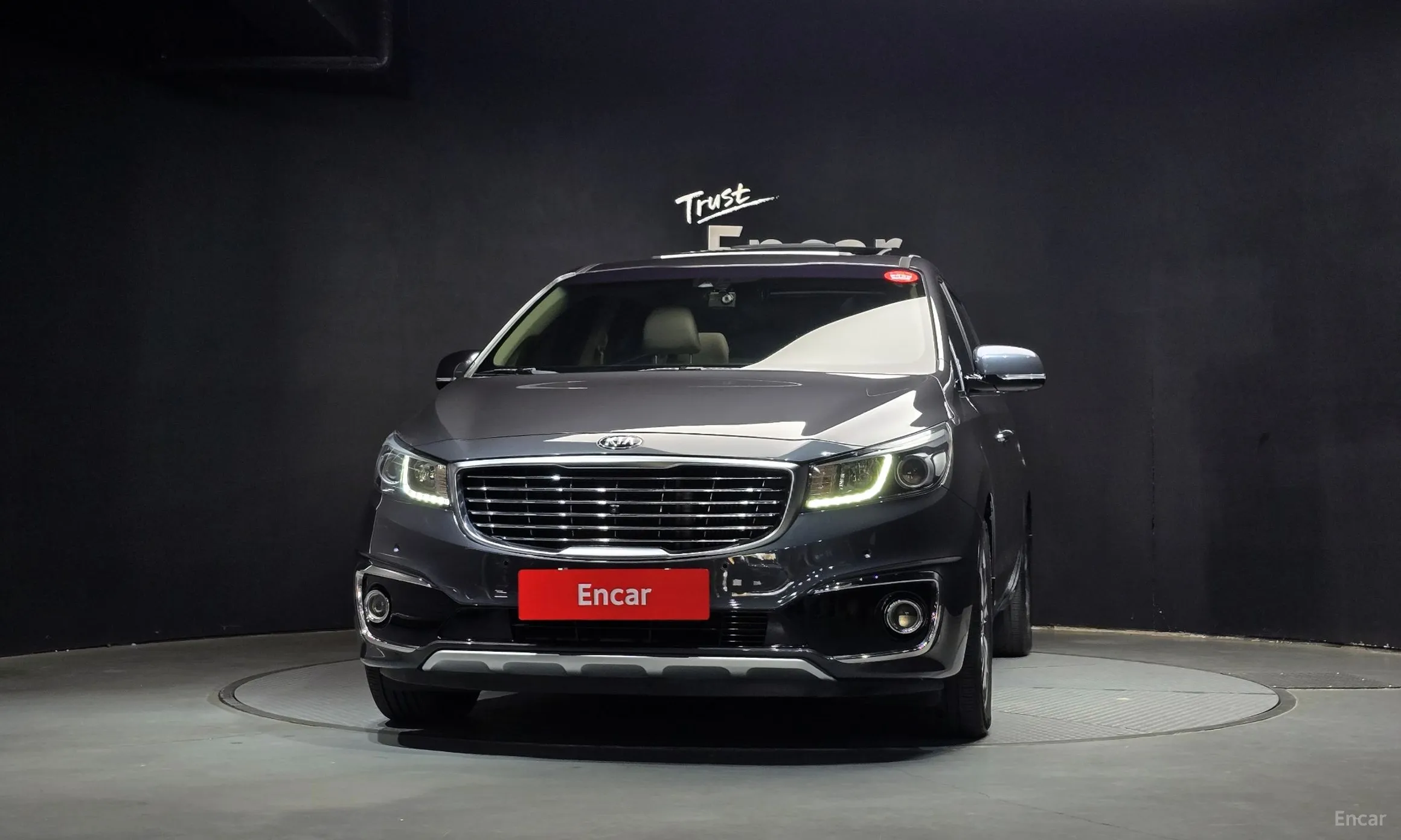 Kia Carnival превью 3