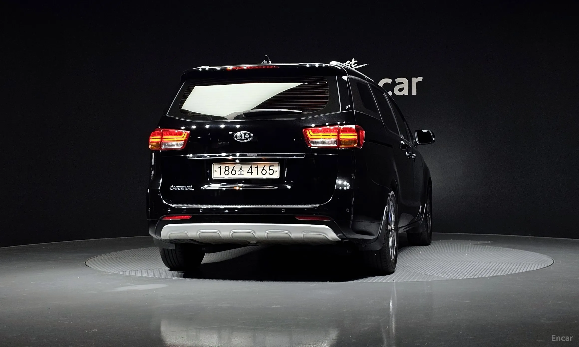 Kia Carnival превью 4