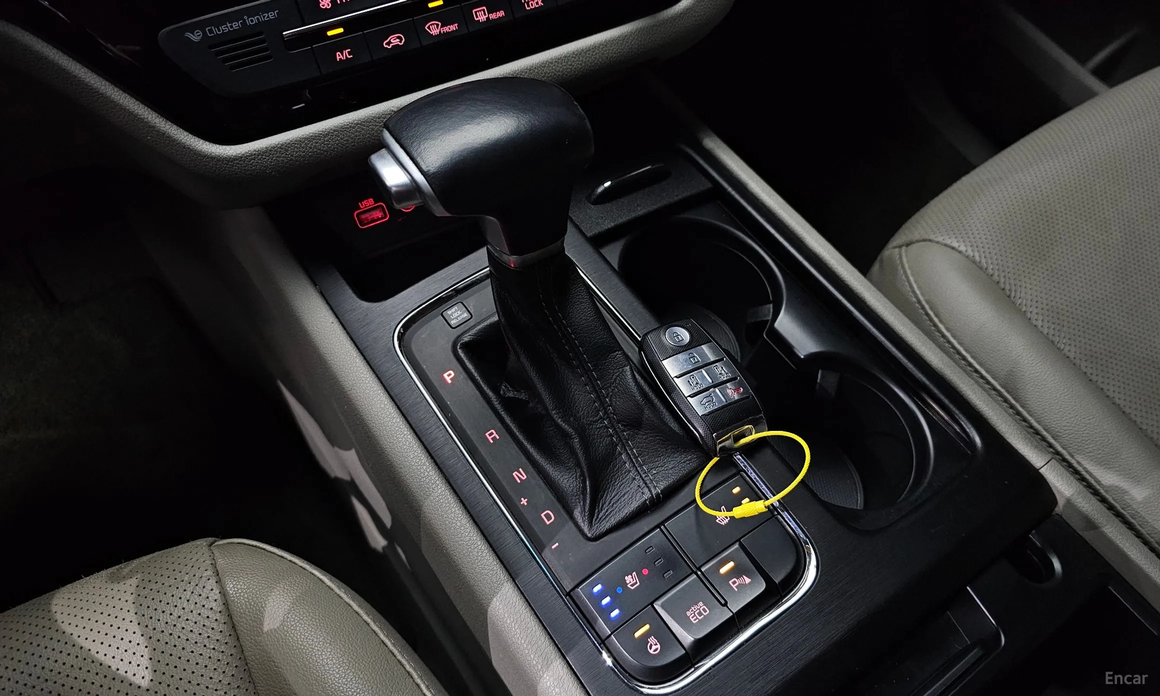 Kia Carnival превью 9