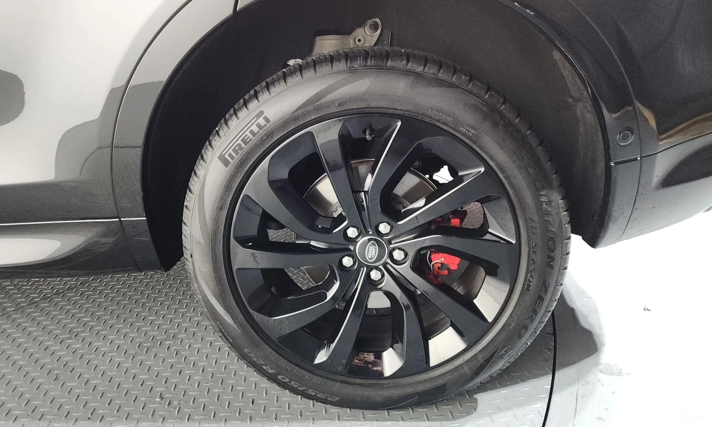 Land Rover Discovery Sports превью 5