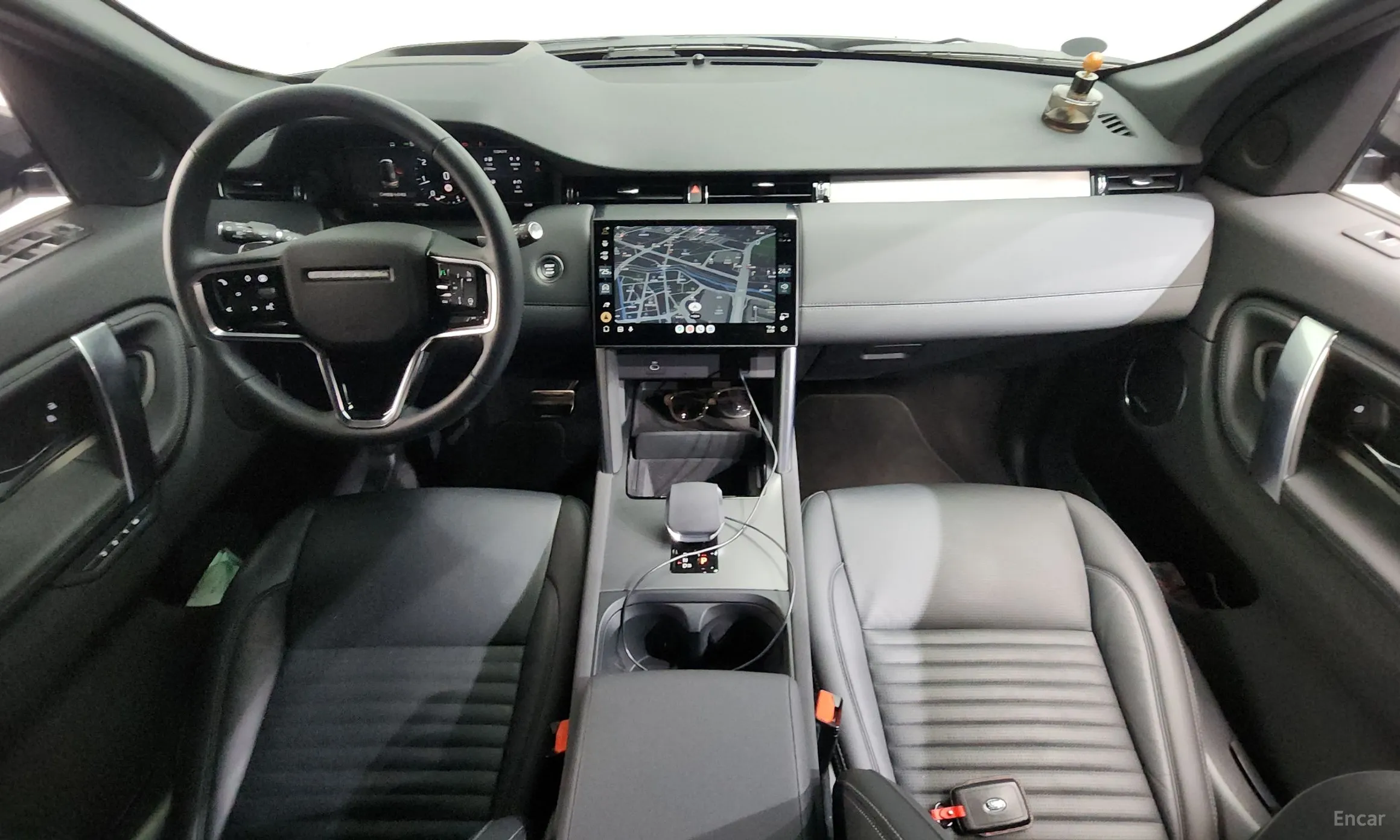 Land Rover Discovery Sports превью 7