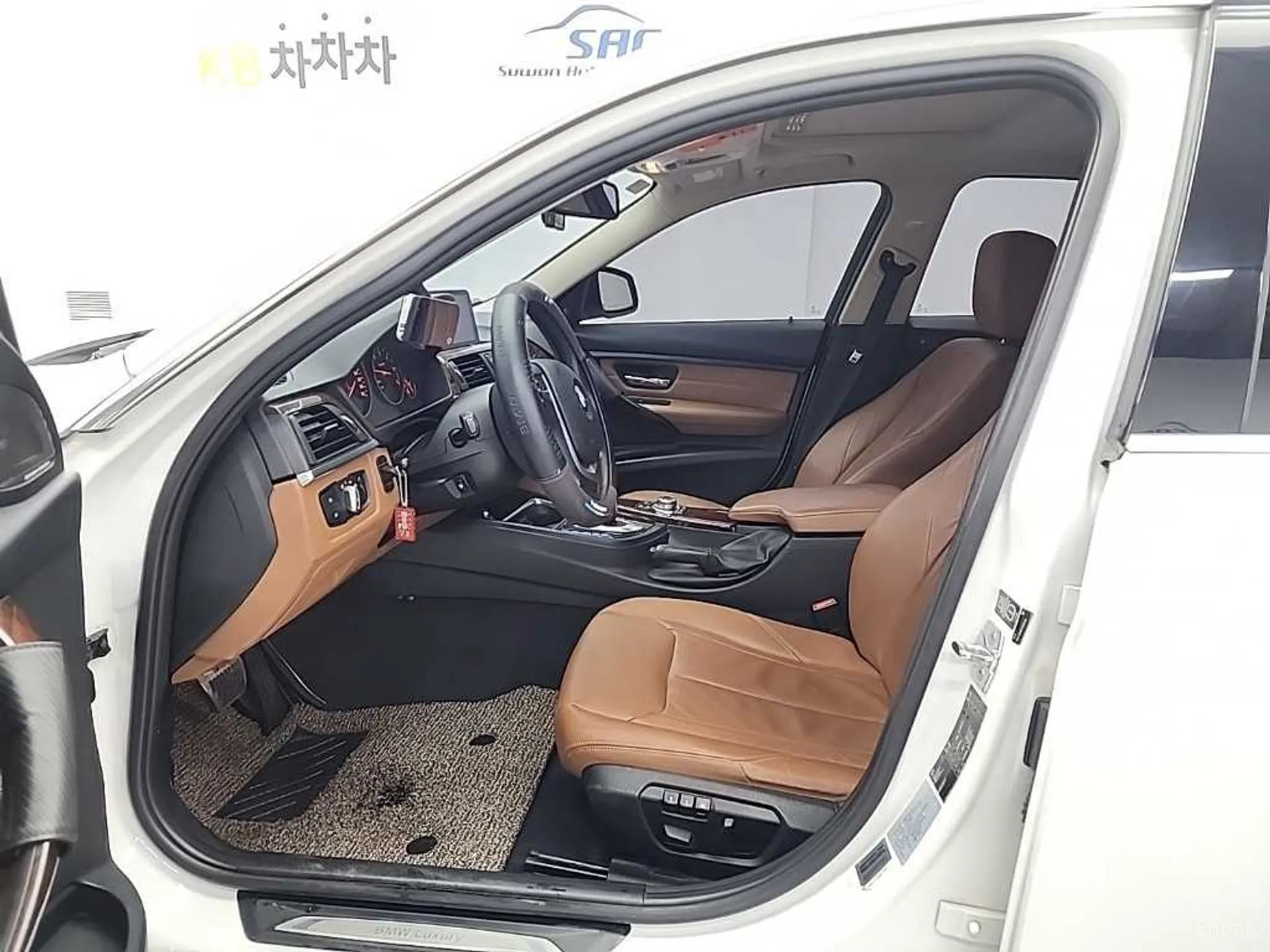 BMW 3 Series (F30) превью 10