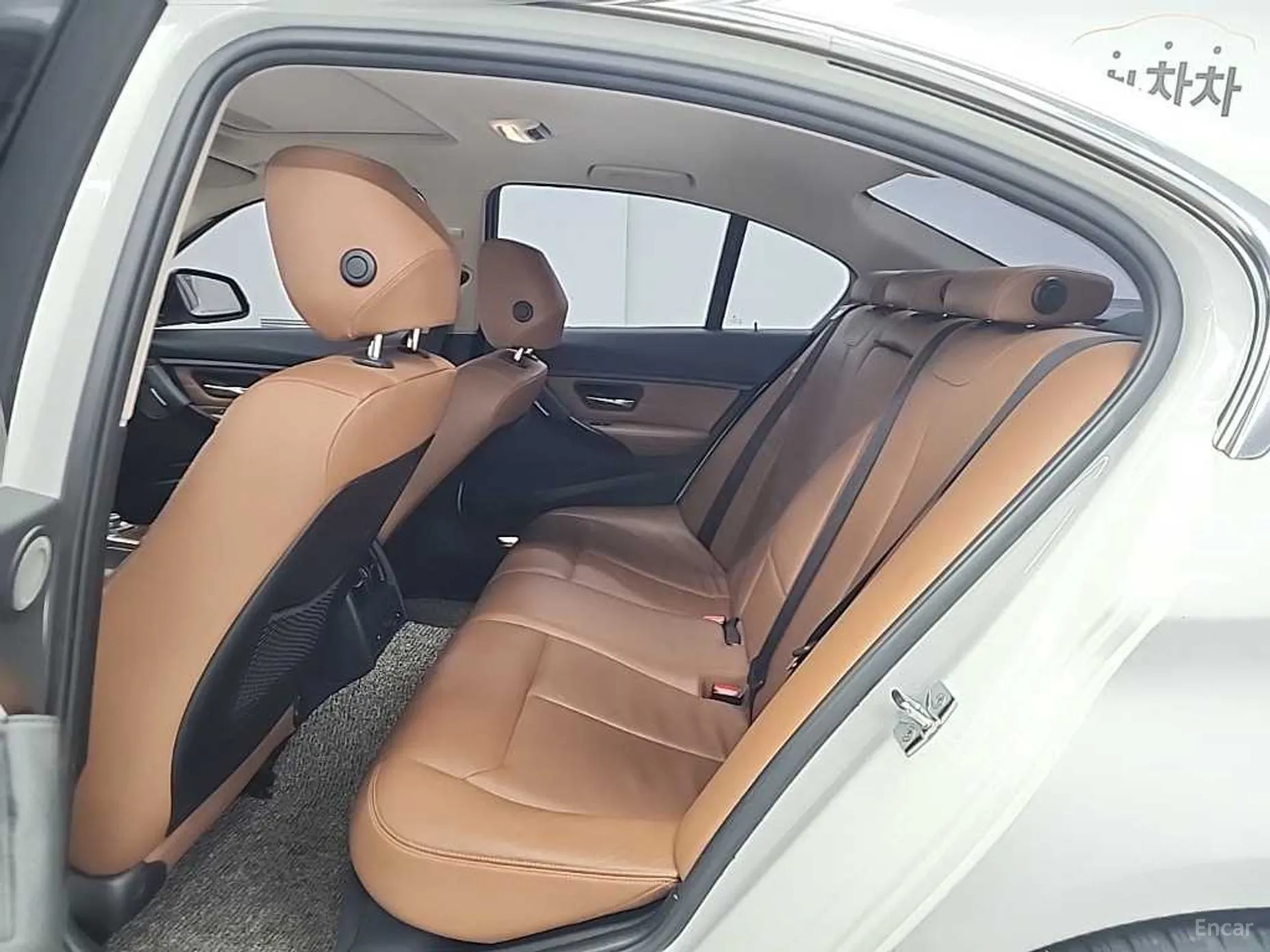 BMW 3 Series (F30) превью 11