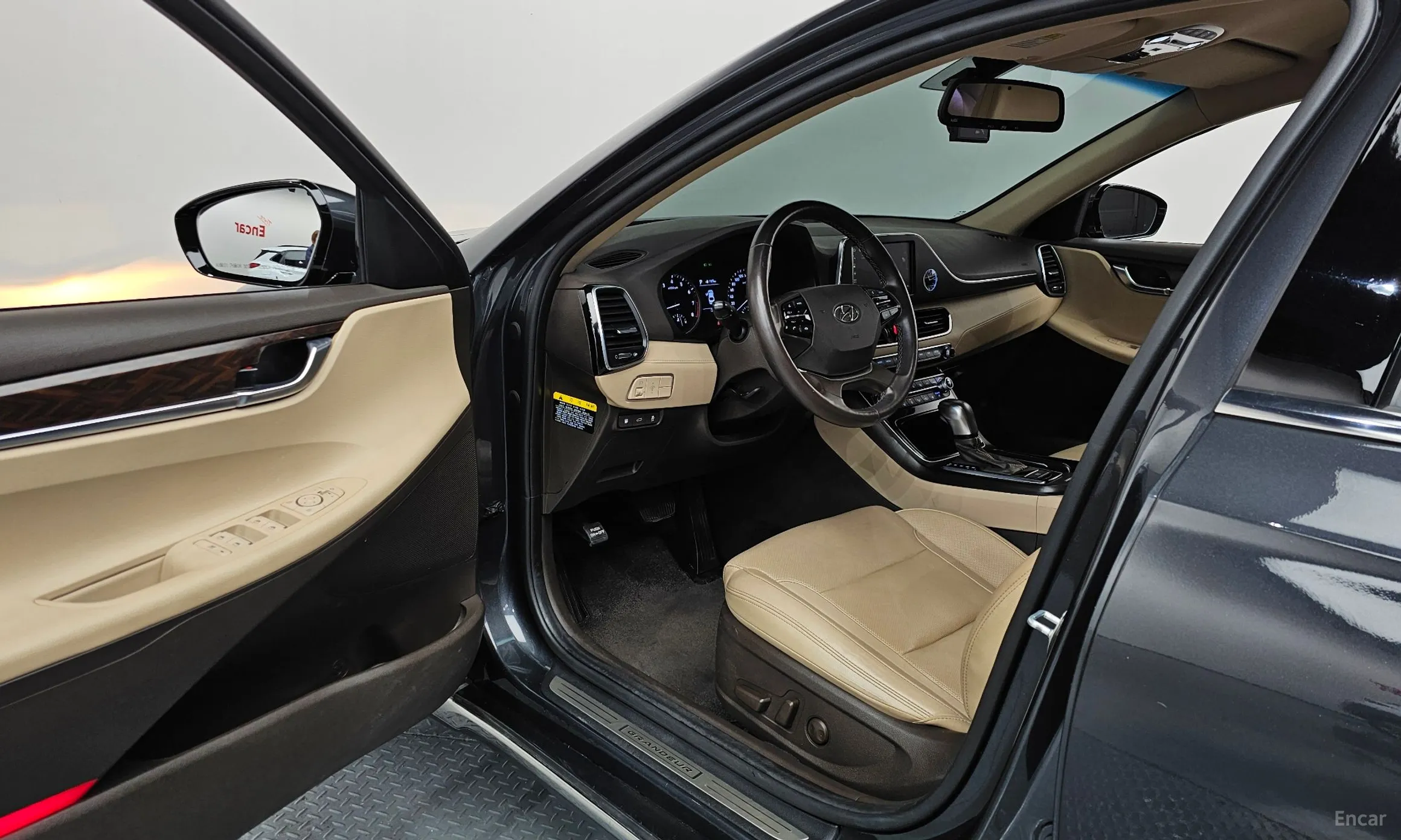 Hyundai Grandeur IG превью 10