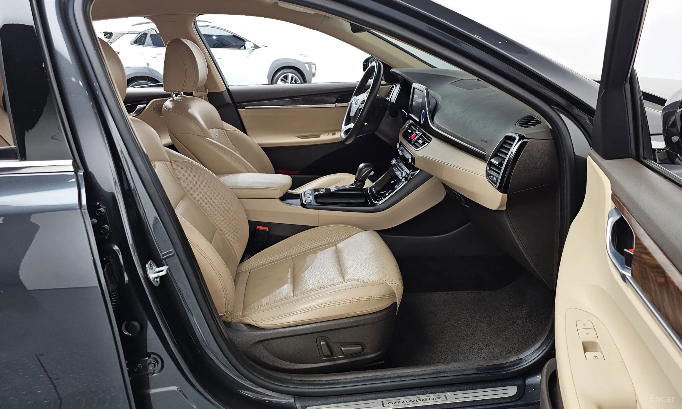 Hyundai Grandeur IG превью 11