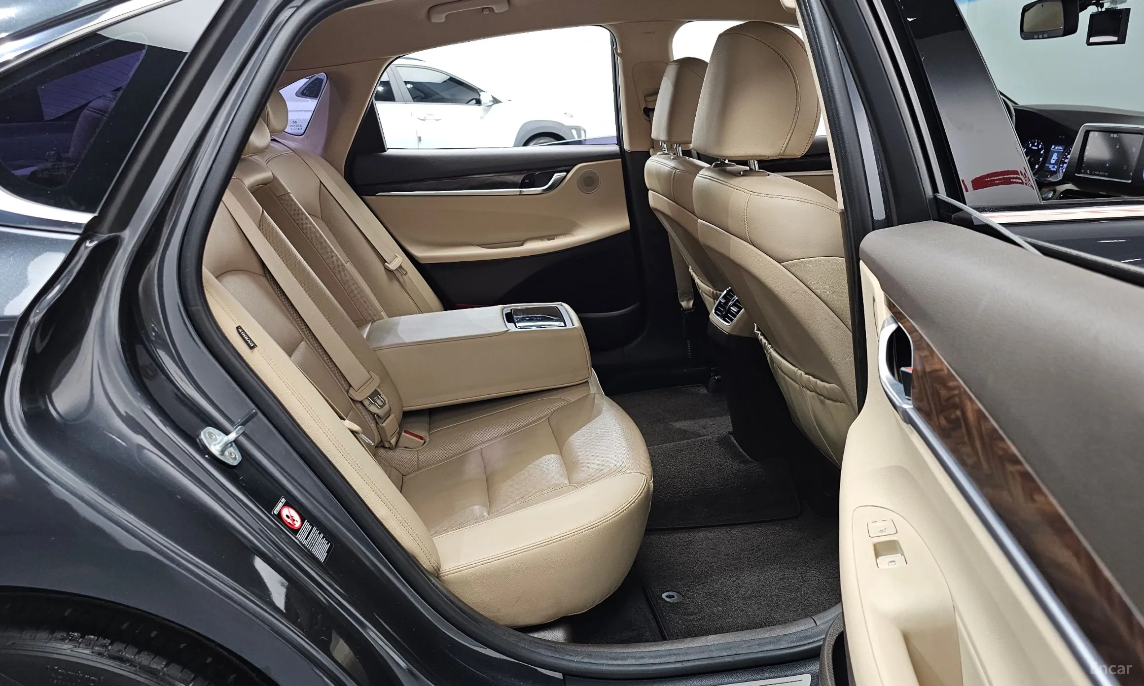 Hyundai Grandeur IG превью 12