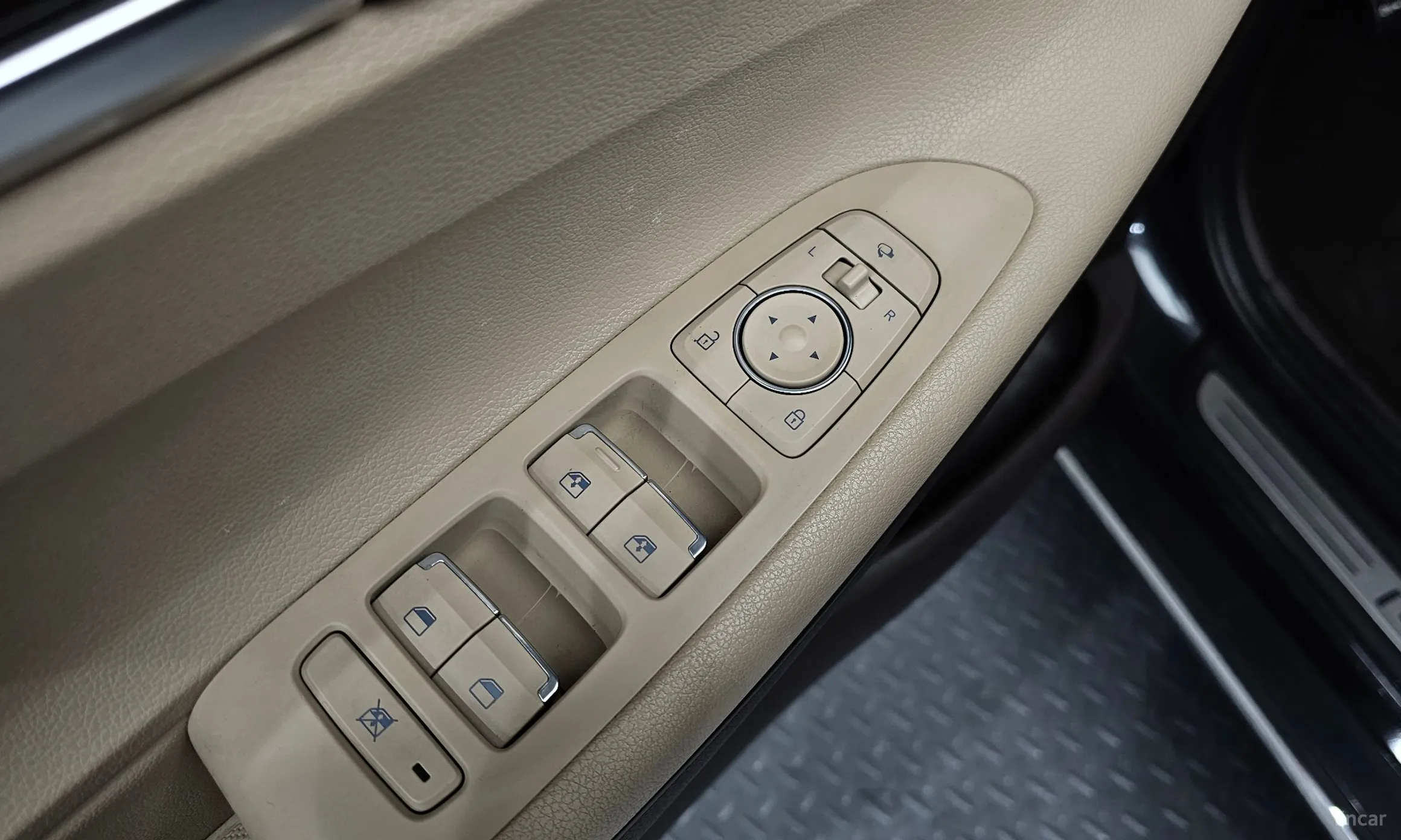 Hyundai Grandeur IG превью 14