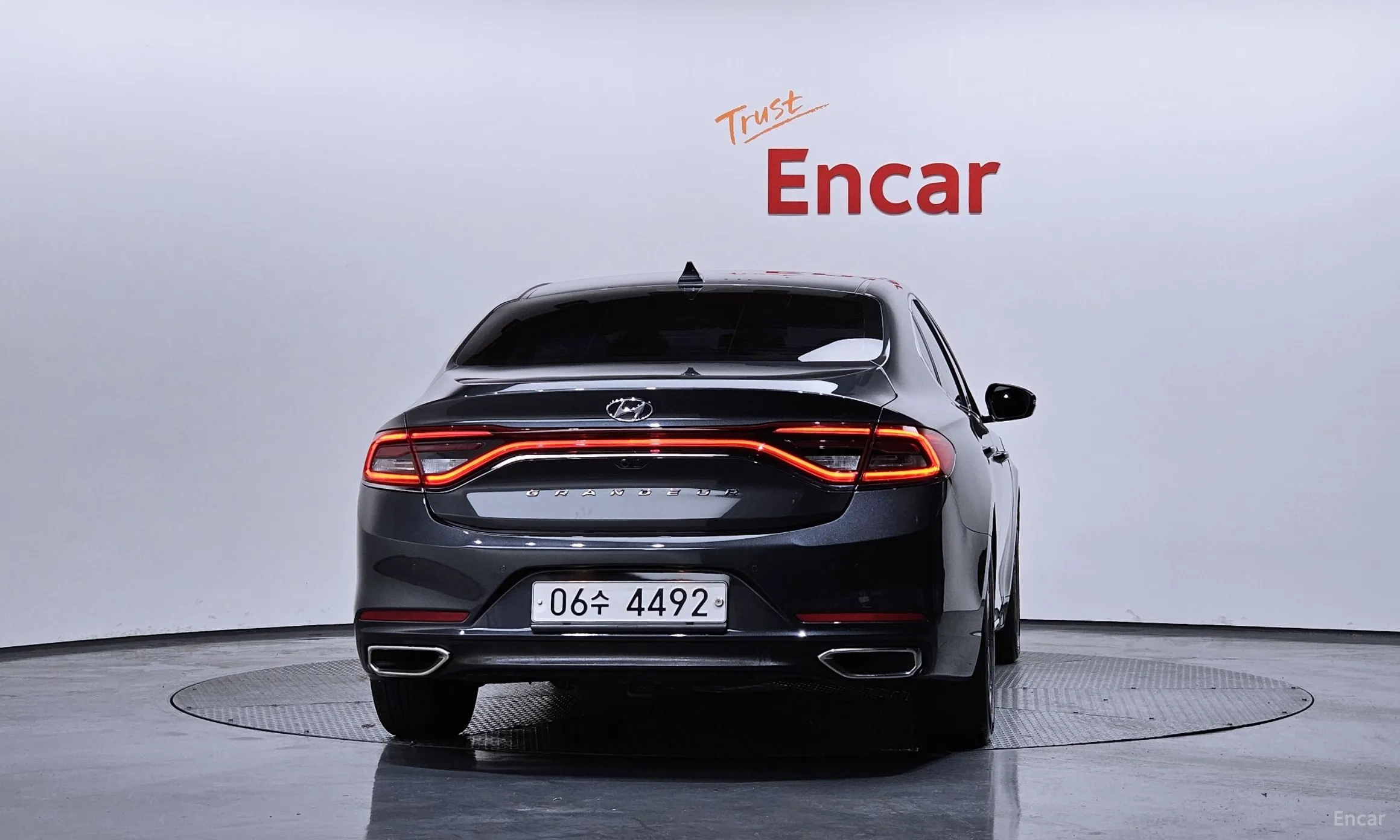 Hyundai Grandeur IG превью 4