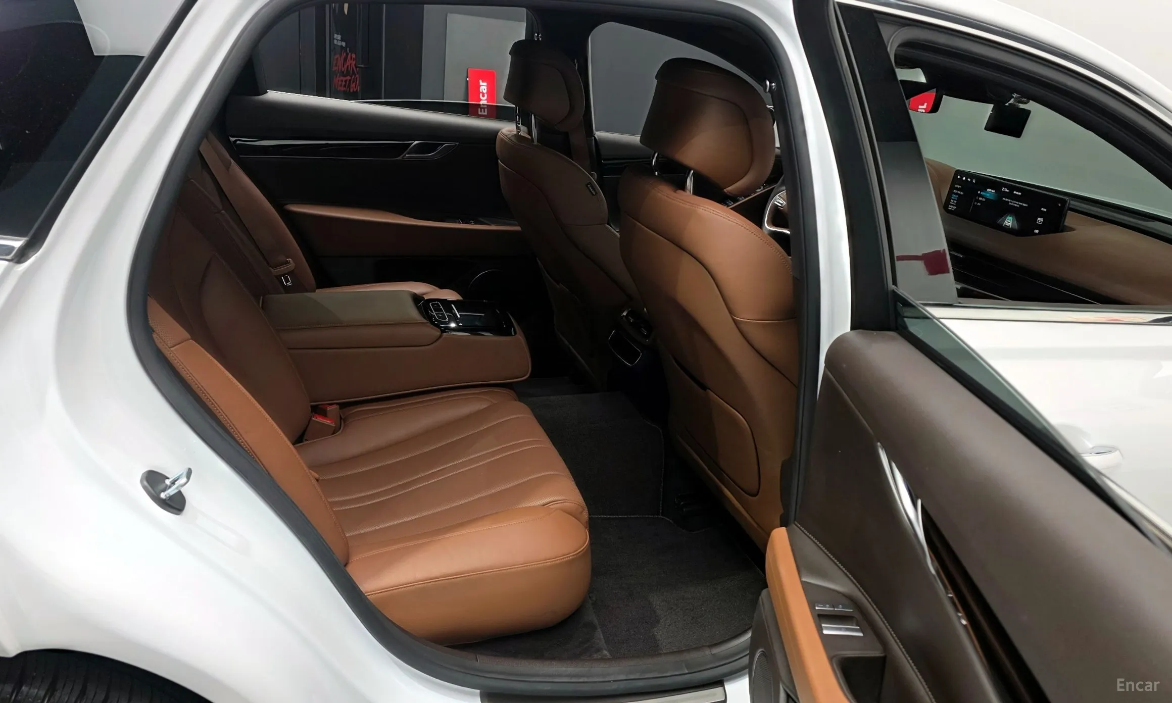 Genesis G80 (RG3) превью 12