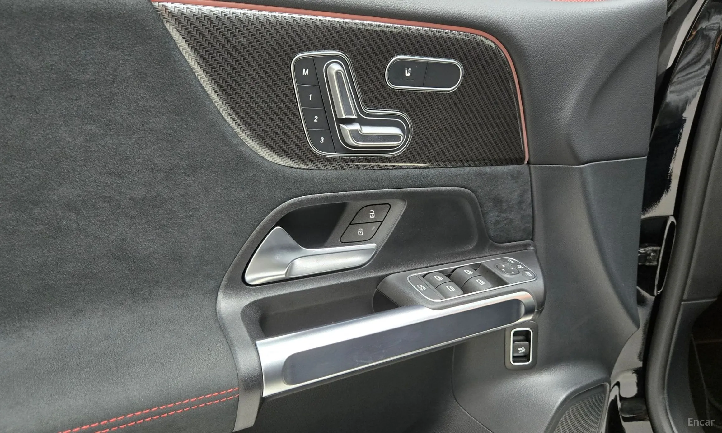 Mercedes Benz GLB-Class X247 превью 15