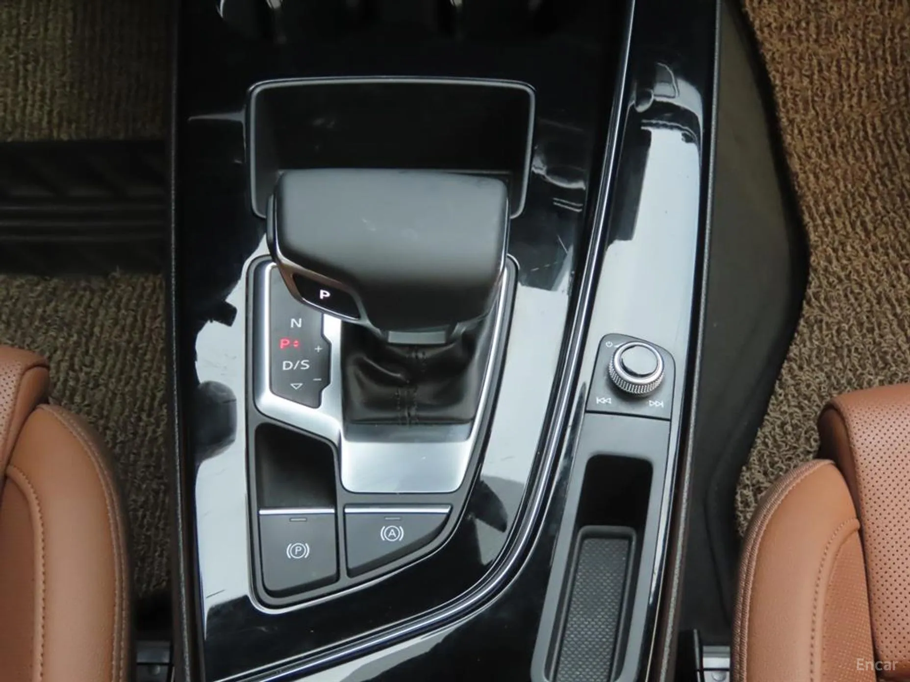 Audi A4 (B9) превью 13