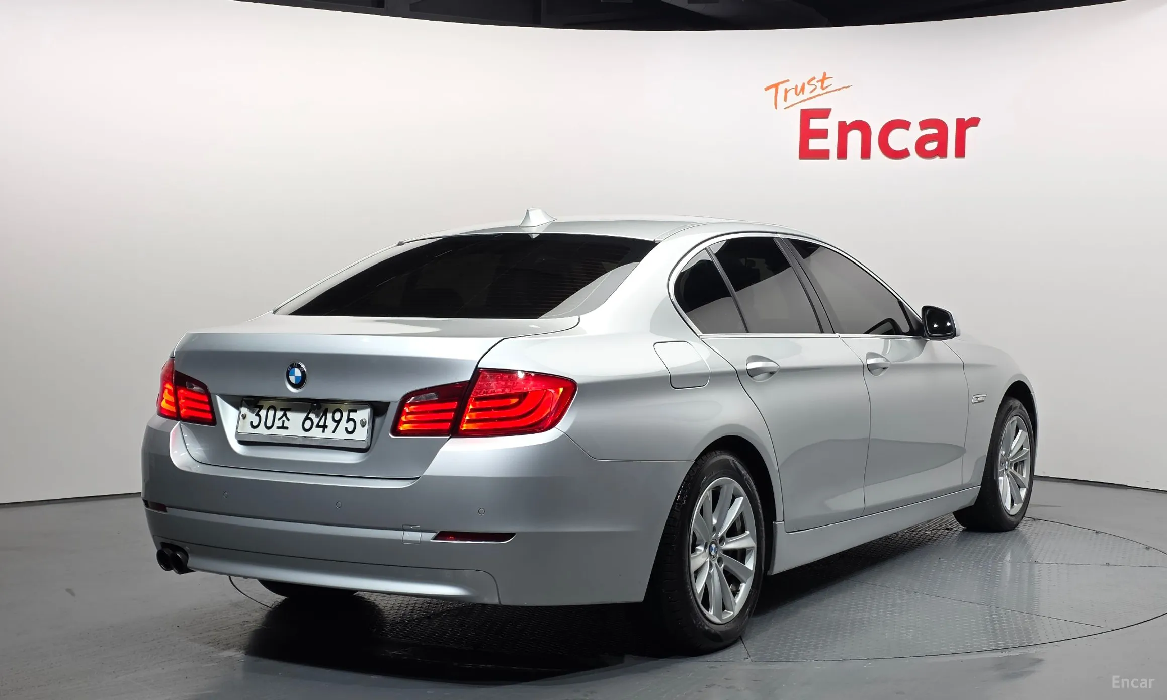 BMW 5 Series (F10) превью 2