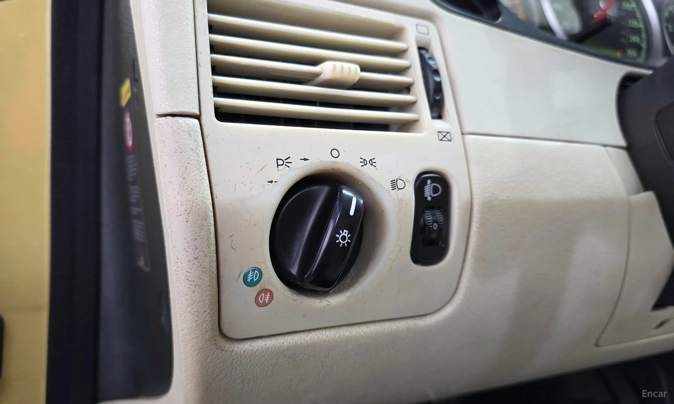 Chrysler Crossfire превью 14