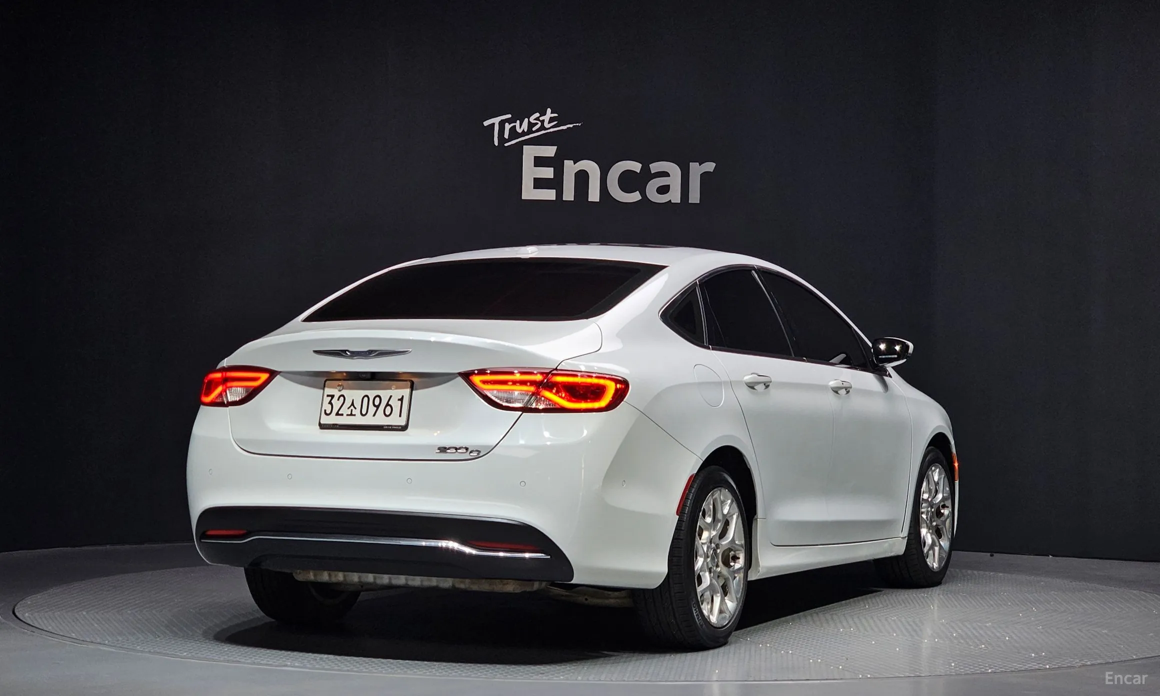 Chrysler 200 Second generation