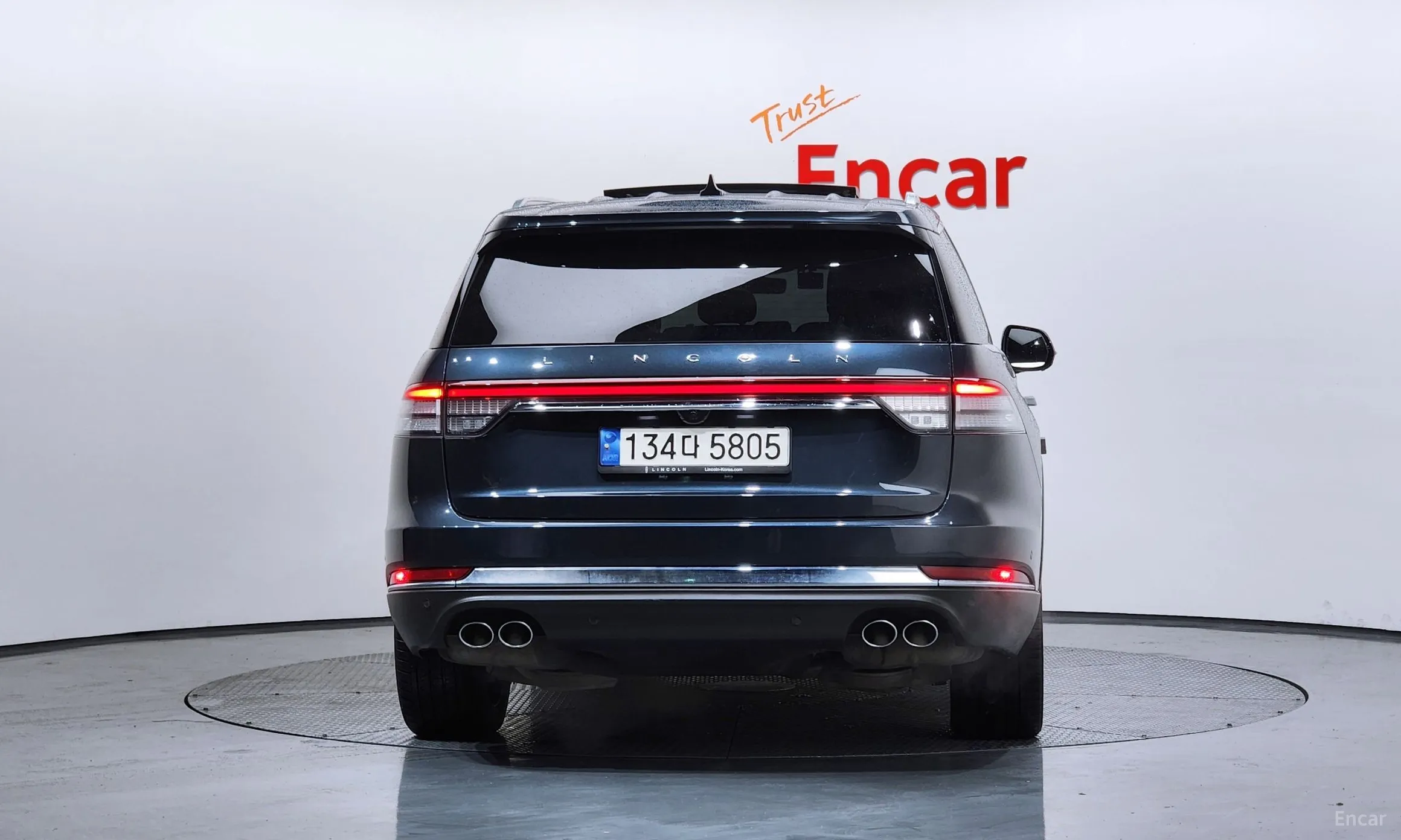 Lincoln Aviator 2nd Generation превью 4