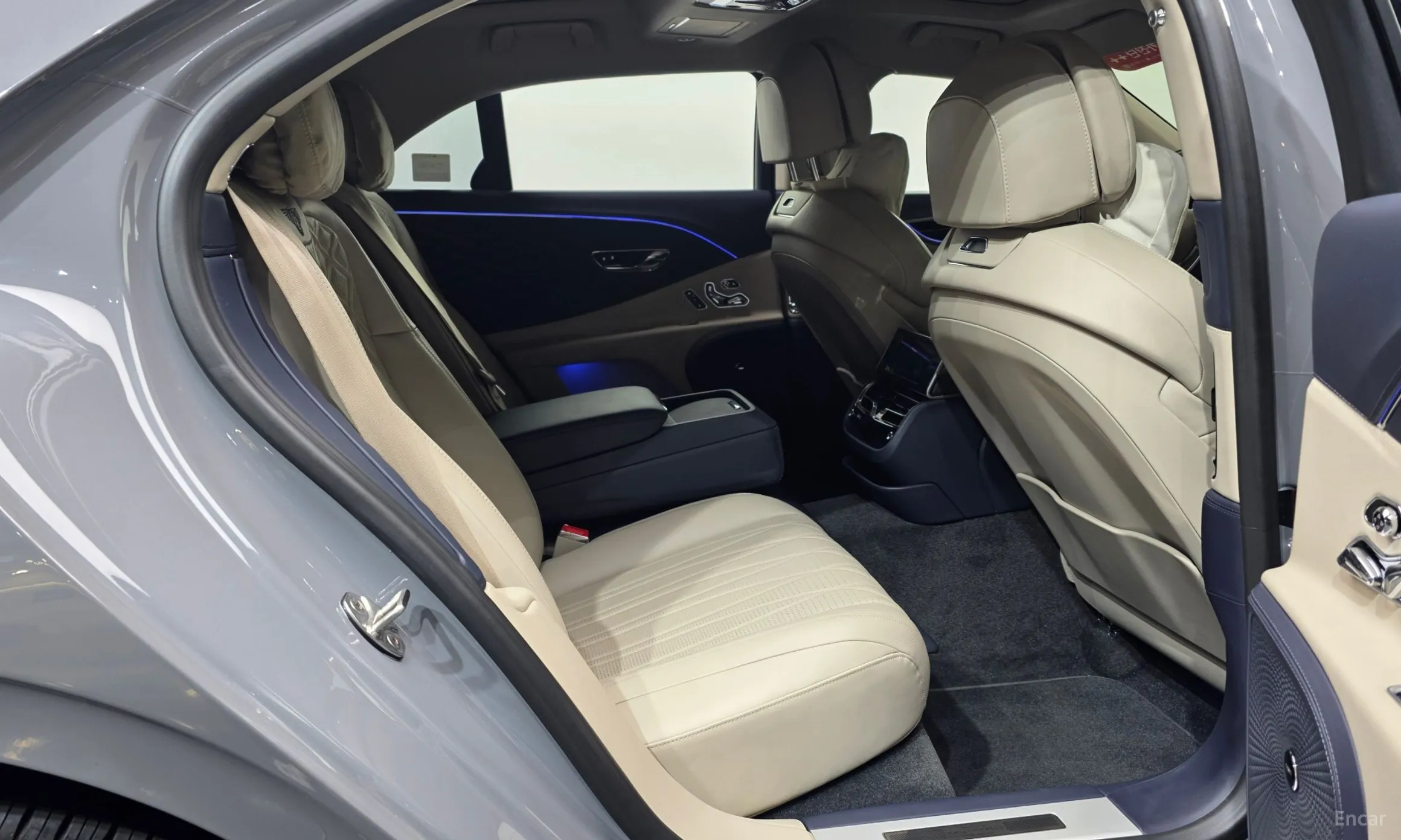 Bentley Flying Spur 3rd Generation превью 12