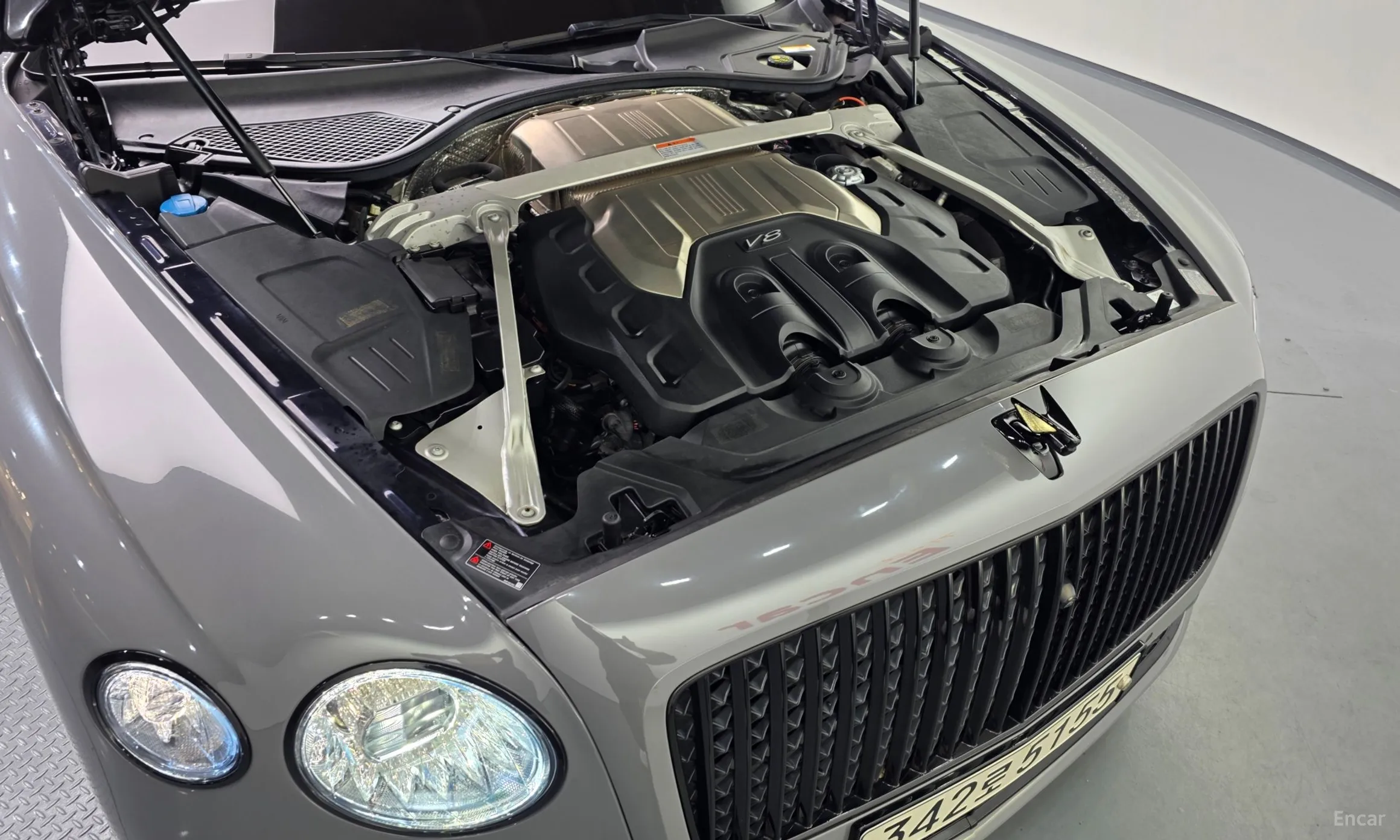 Bentley Flying Spur 3rd Generation превью 6