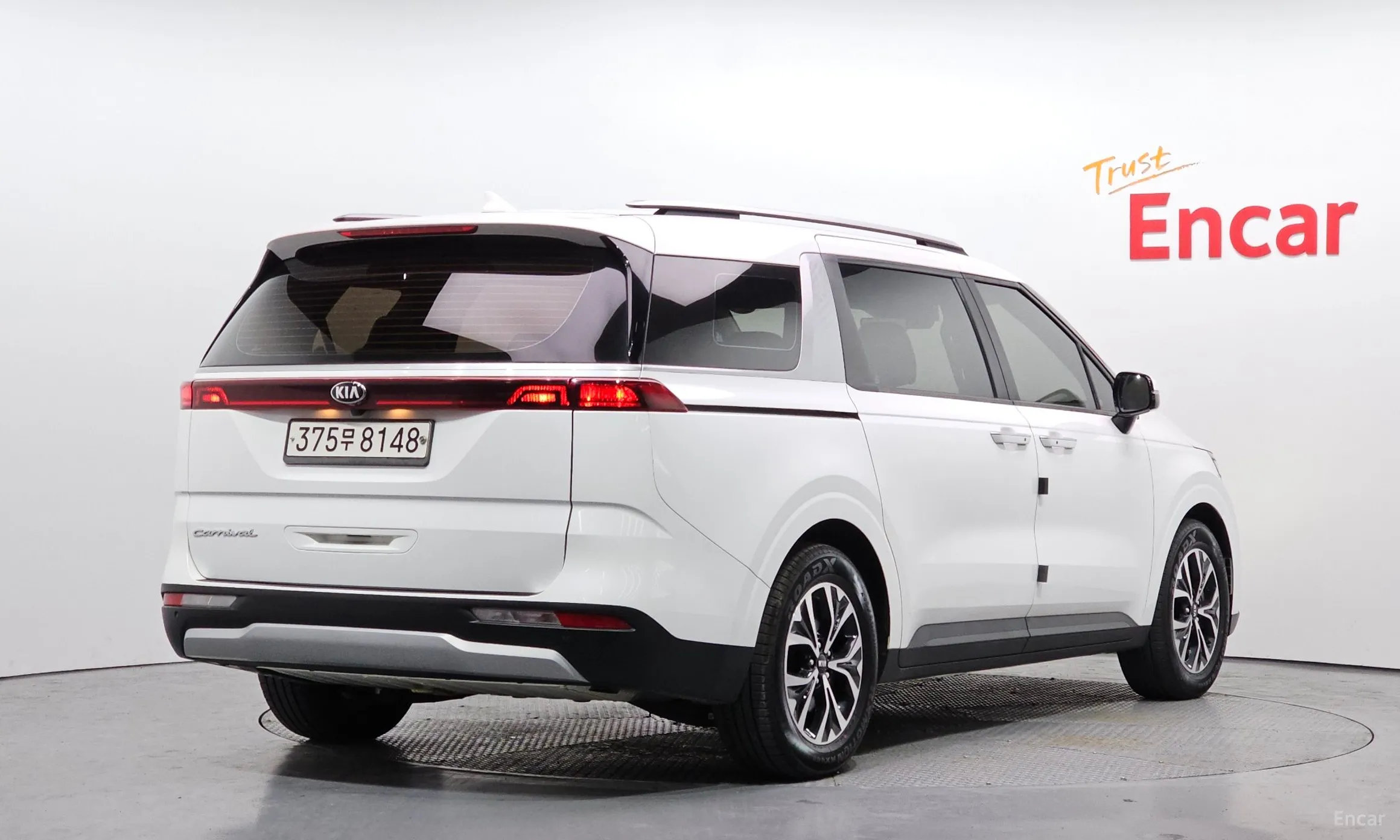 Kia Carnival Gen 4 превью 2