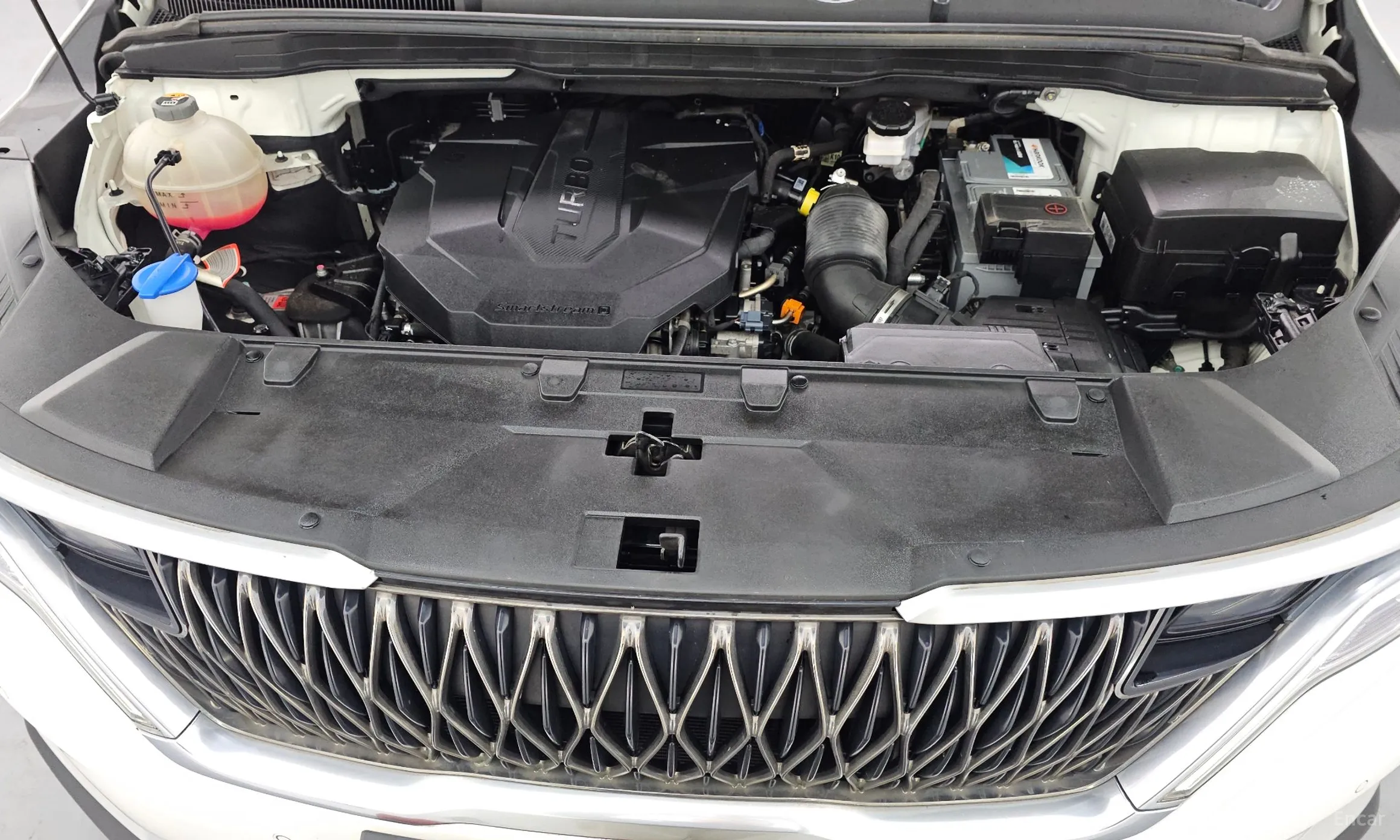 Kia Carnival Gen 4 превью 6