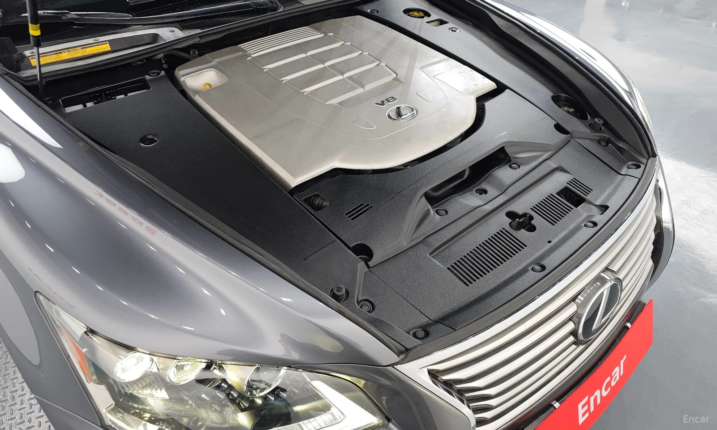 Lexus LS460 превью 6