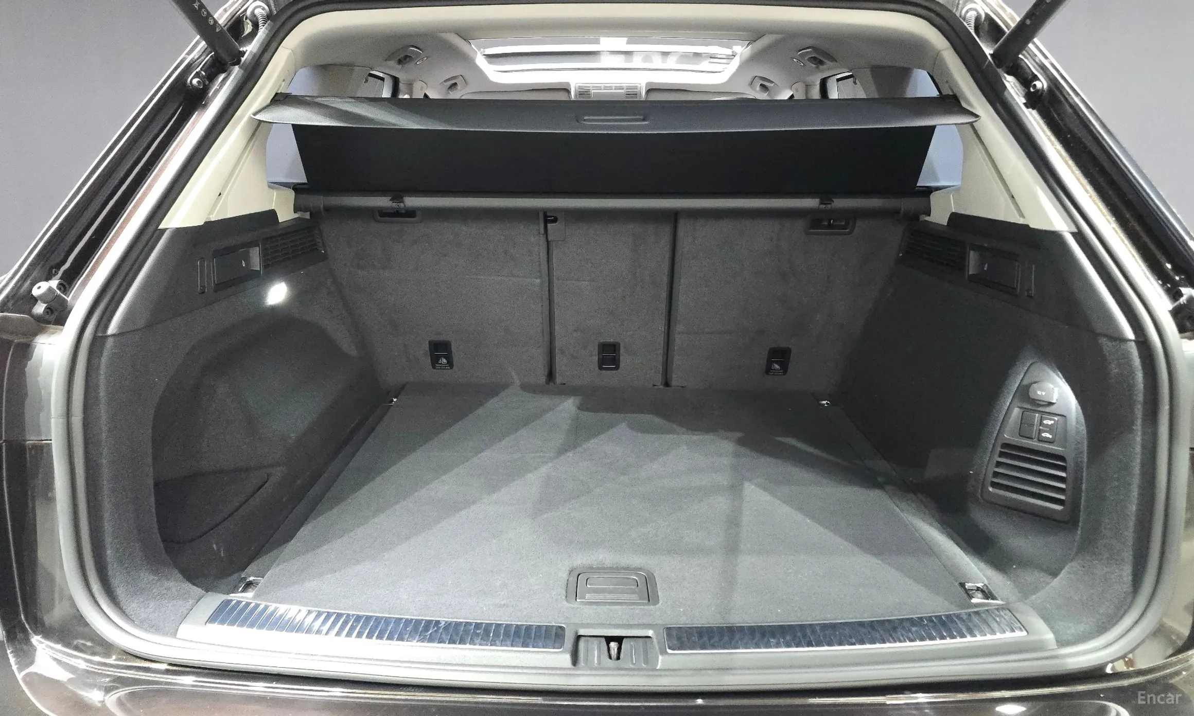 Volkswagen Touareg 3rd Generation превью 20