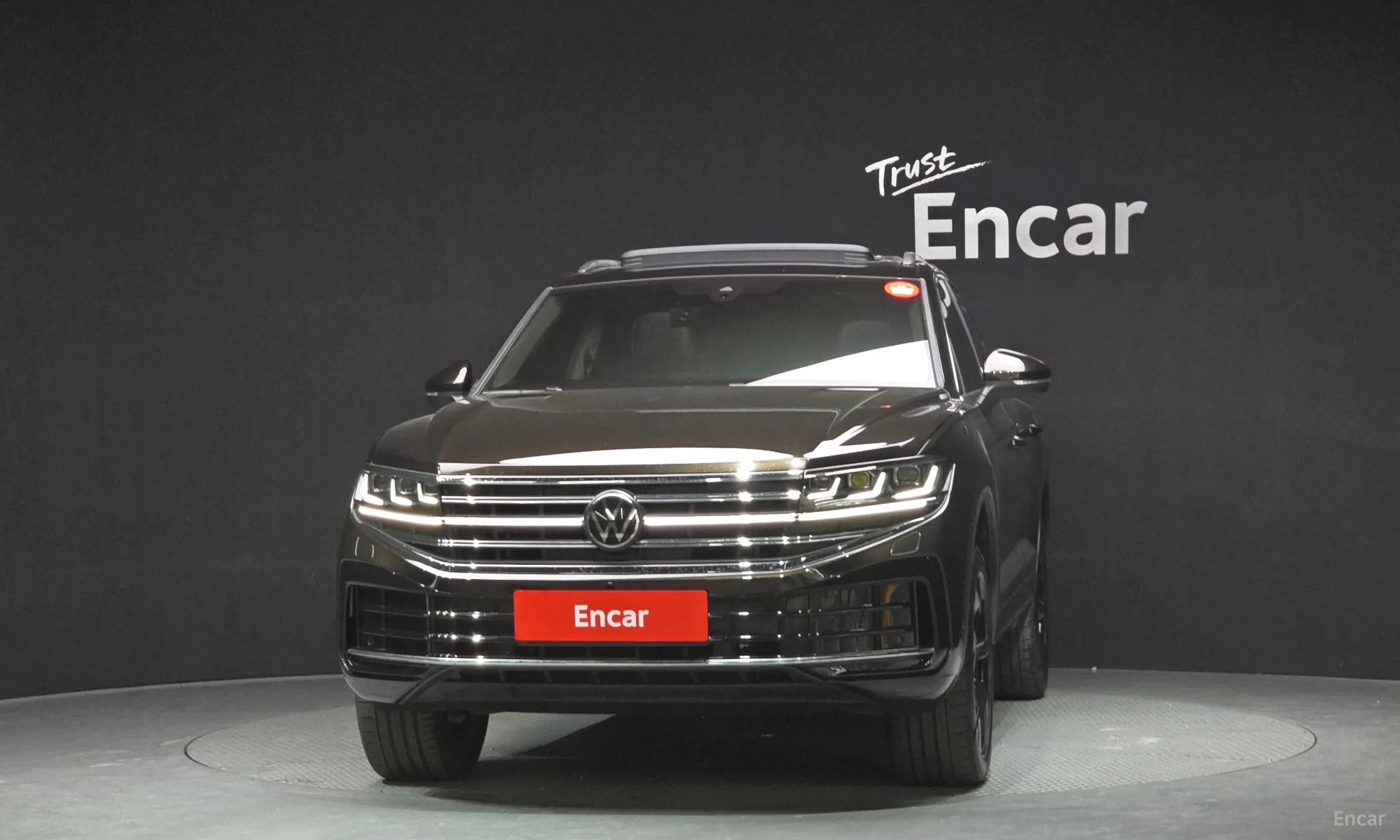 Volkswagen Touareg 3rd Generation превью 3