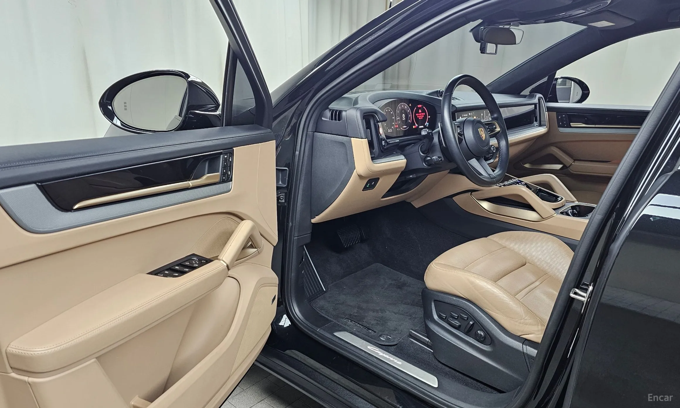 Porsche Cayenne (PO536) превью 10