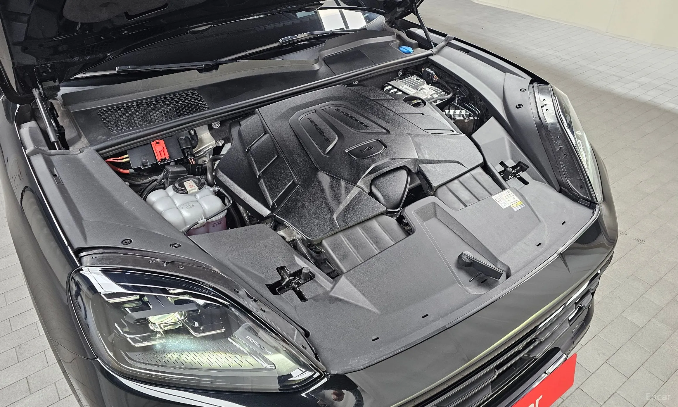 Porsche Cayenne (PO536) превью 6