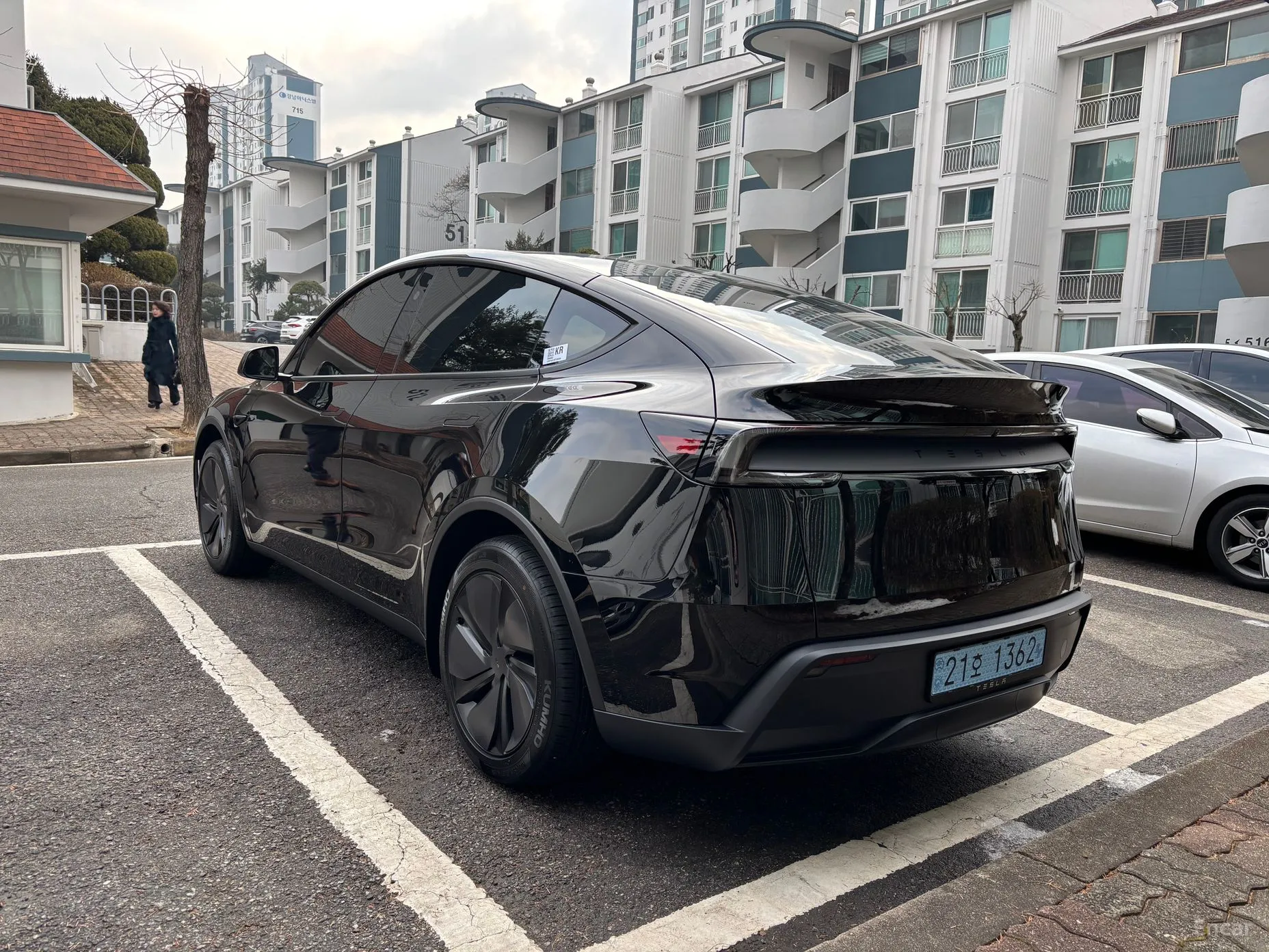 Tesla Model Y превью 6