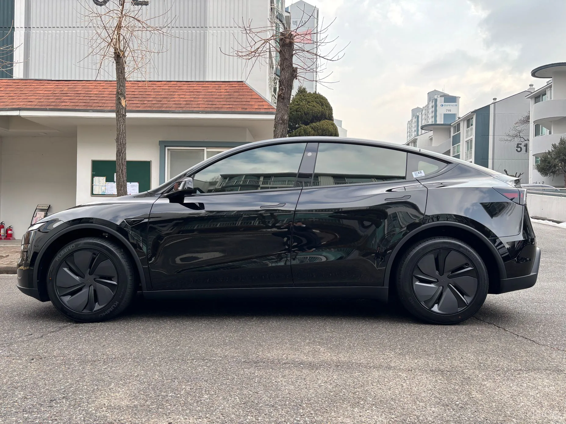 Tesla Model Y превью 7