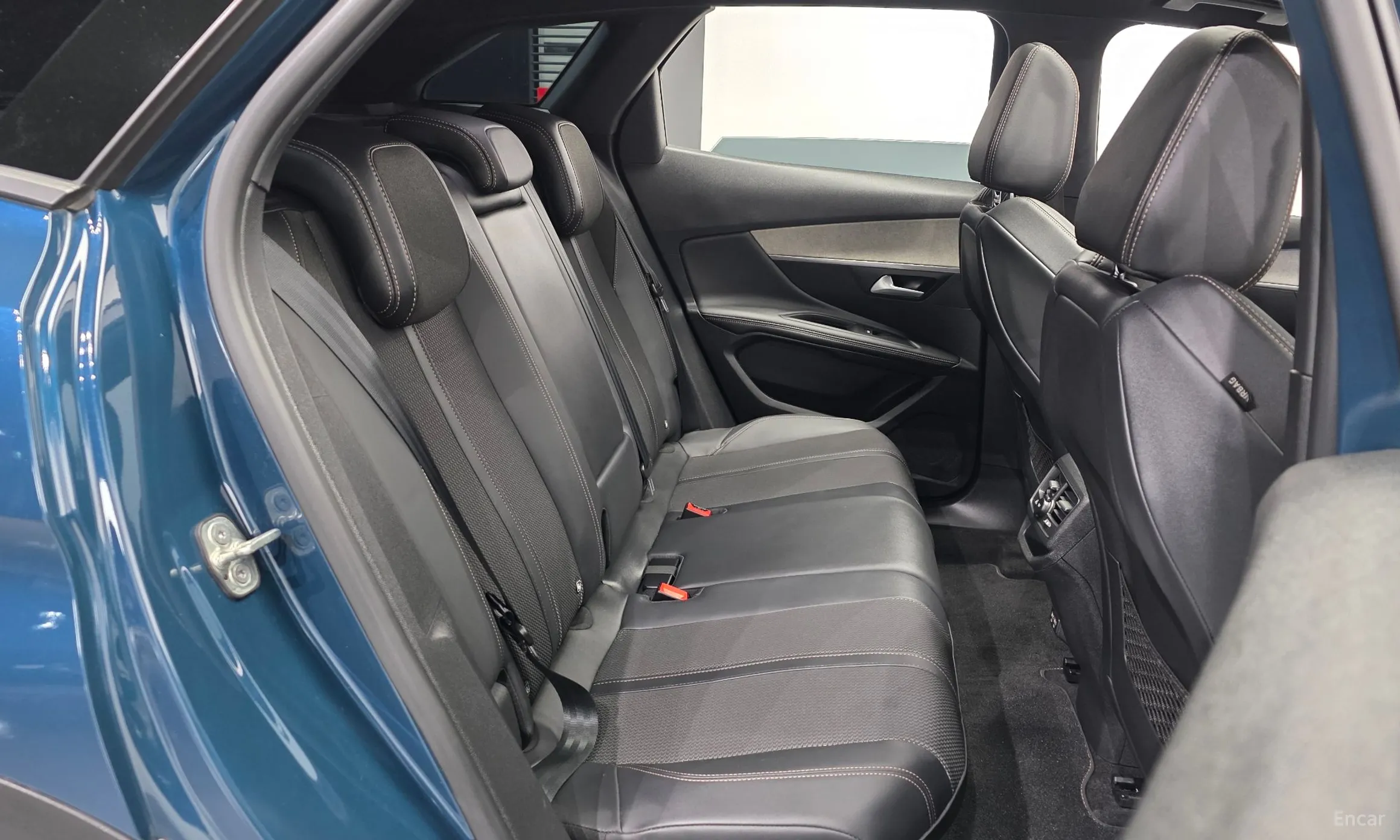 Peugeot 3008 2nd generation превью 12