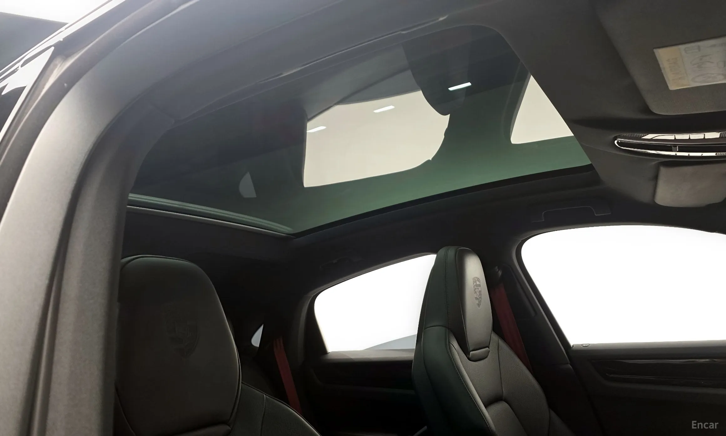 Porsche Cayenne (PO536) превью 16