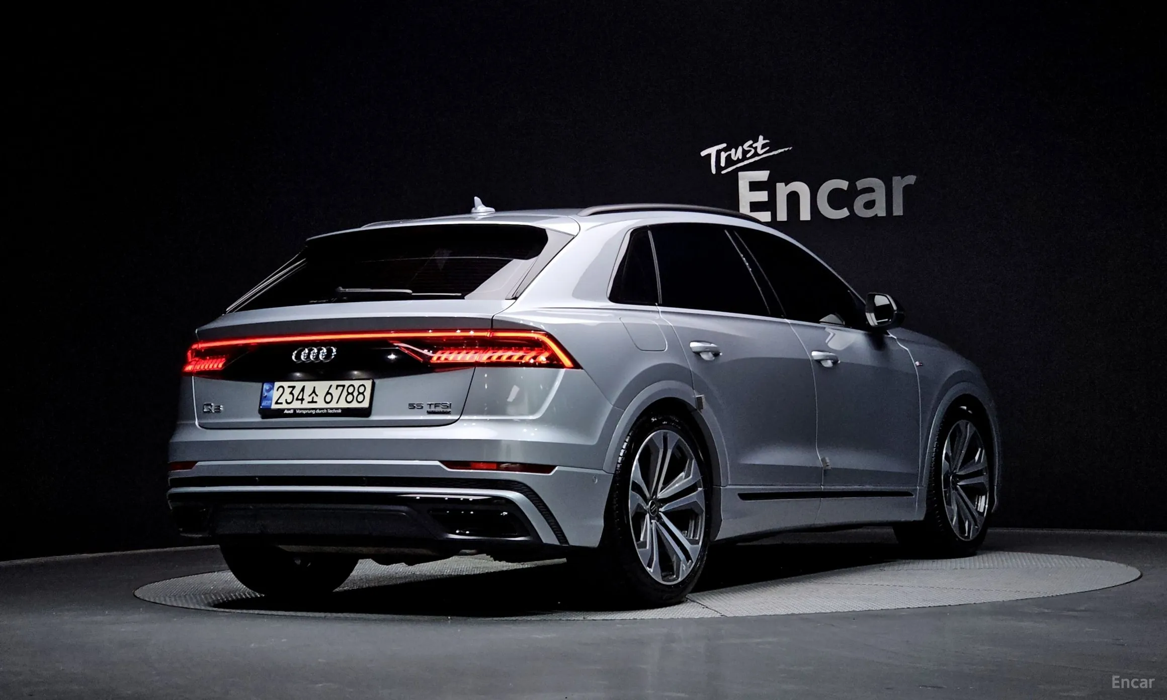 Audi Q8 (4M)