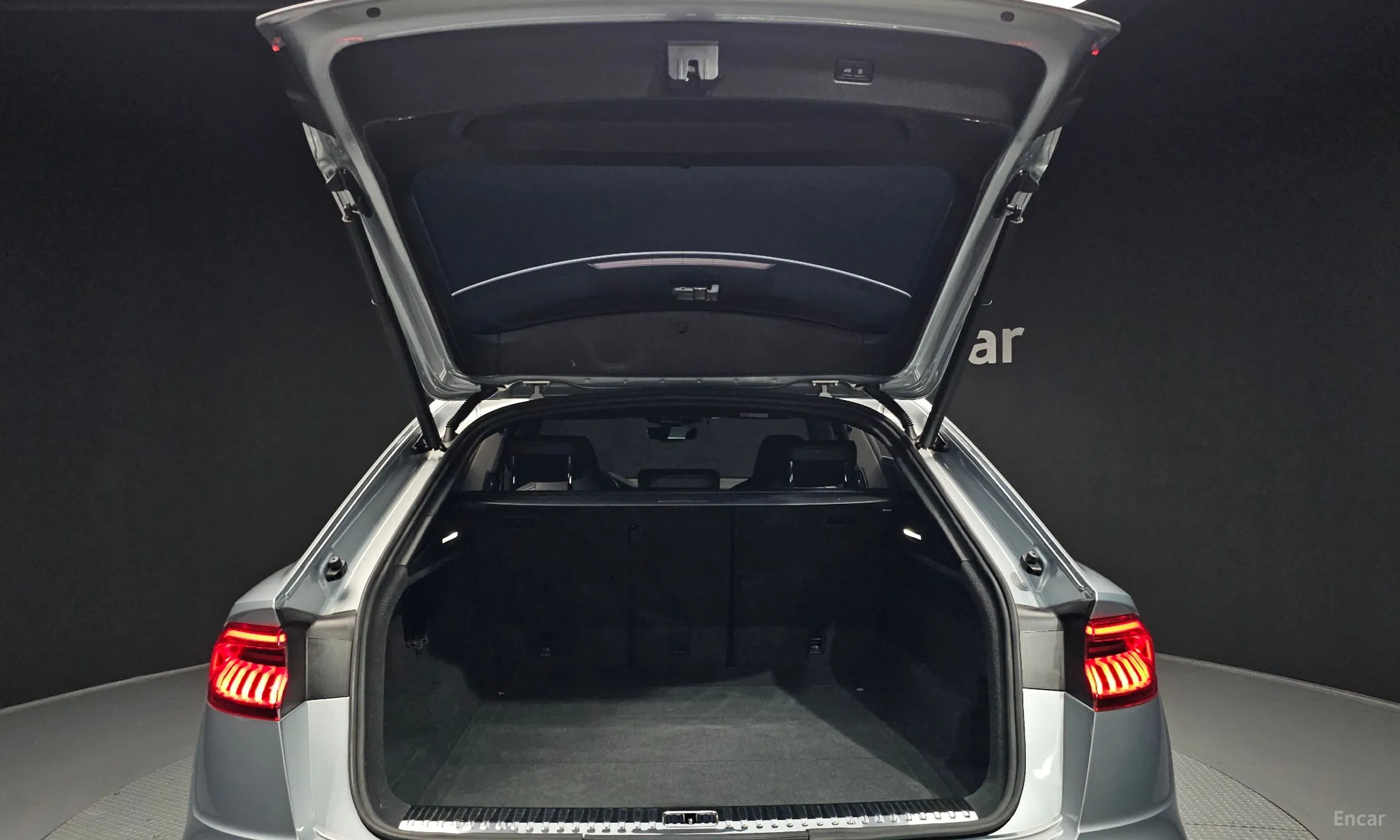 Audi Q8 (4M) превью 20