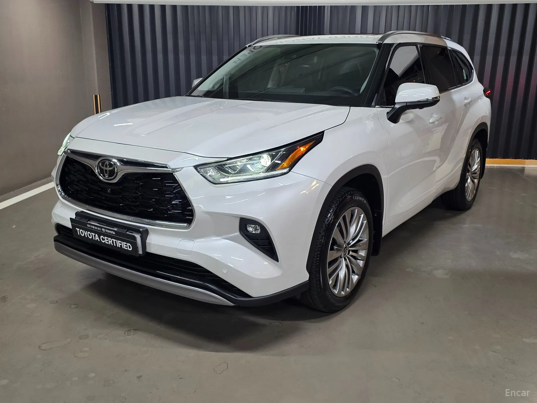 Highlander 4th generation